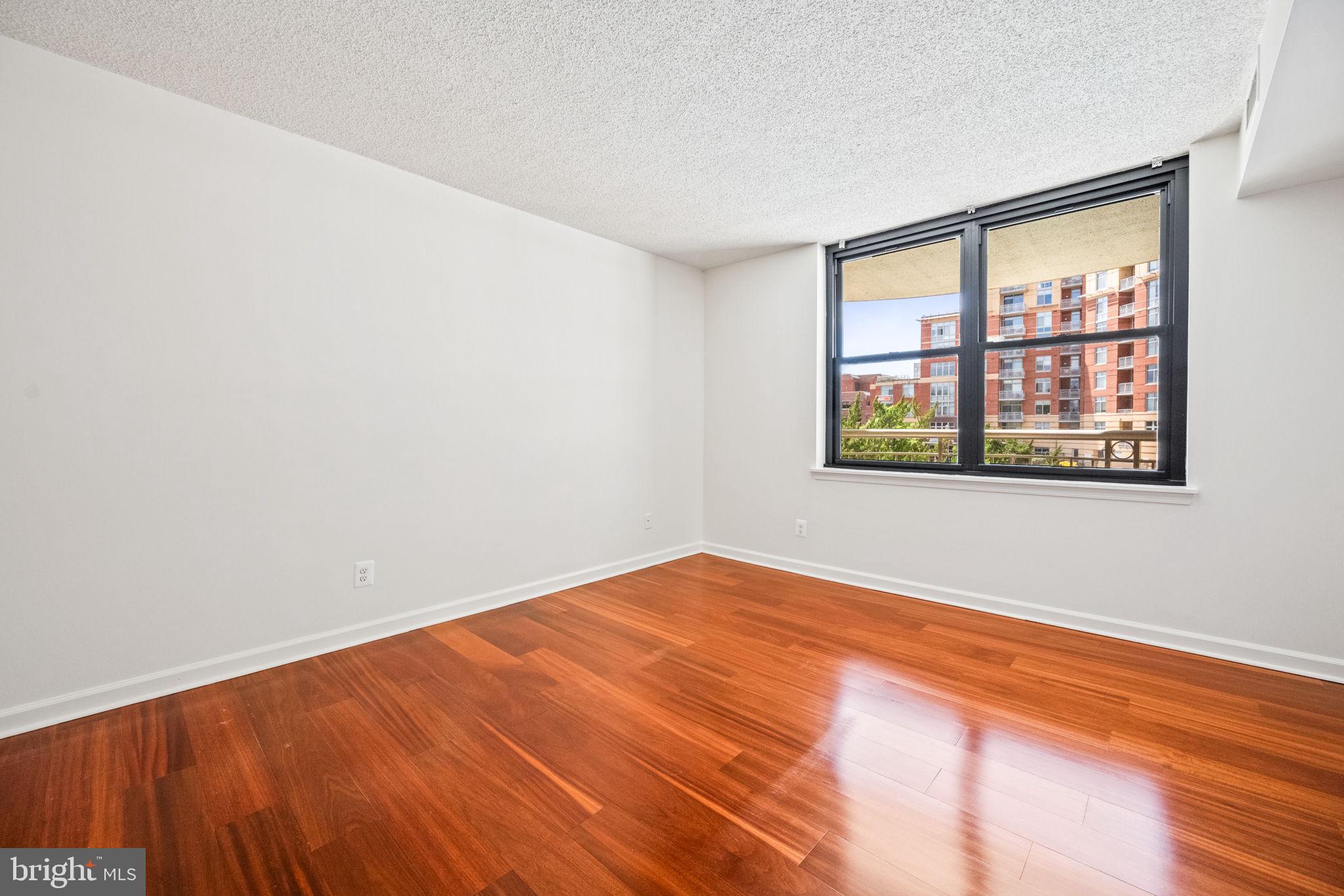 BRADDOCK PLACE - Residential Lease