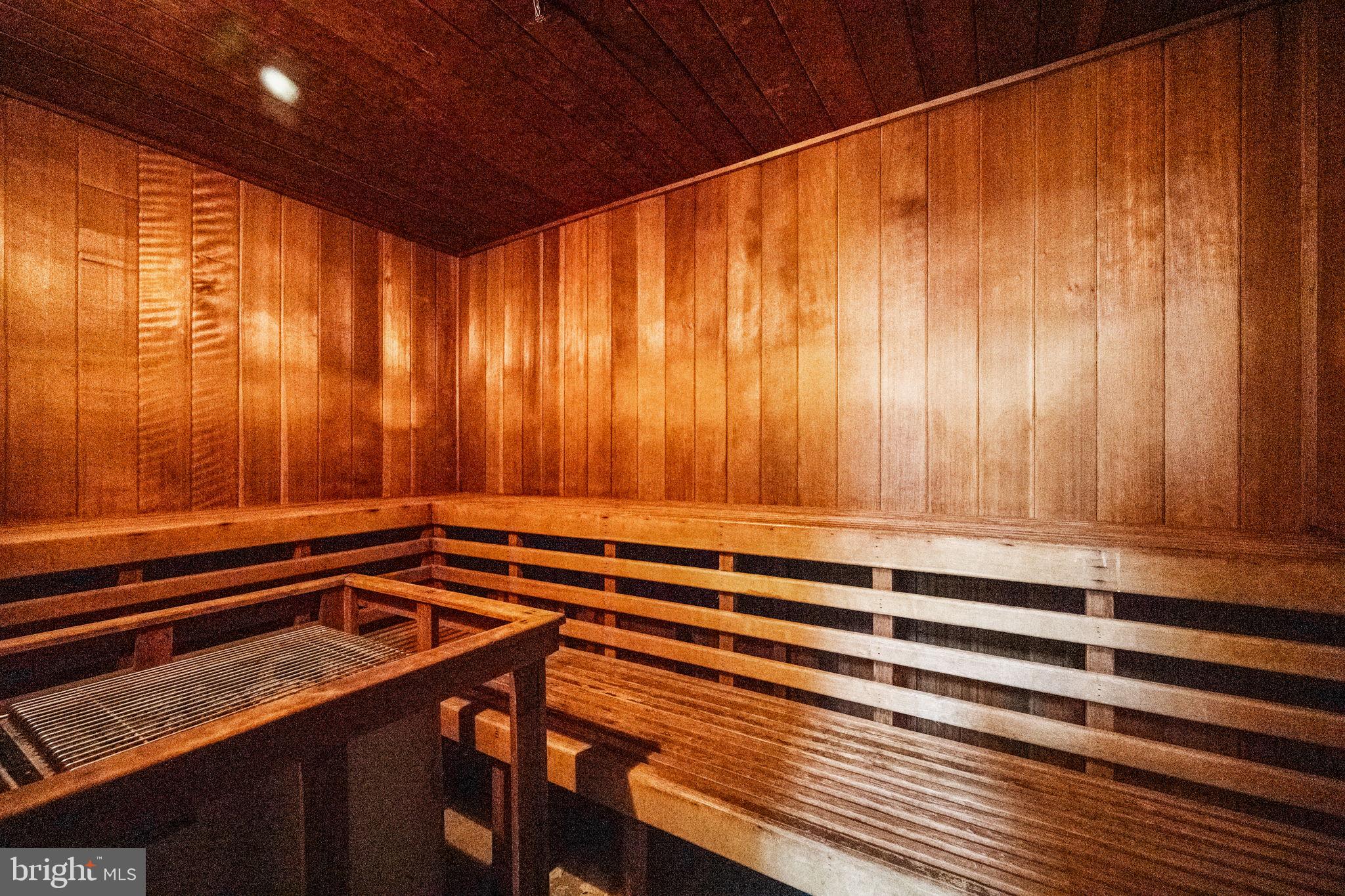 BRADDOCK PLACE - Residential Lease