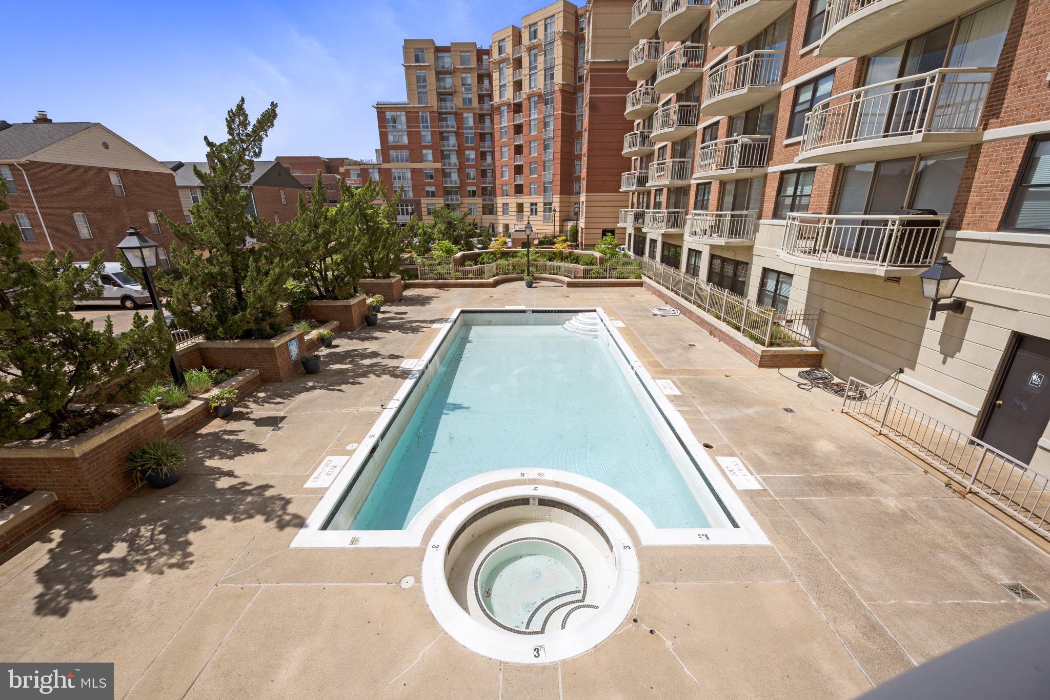 BRADDOCK PLACE - Residential Lease