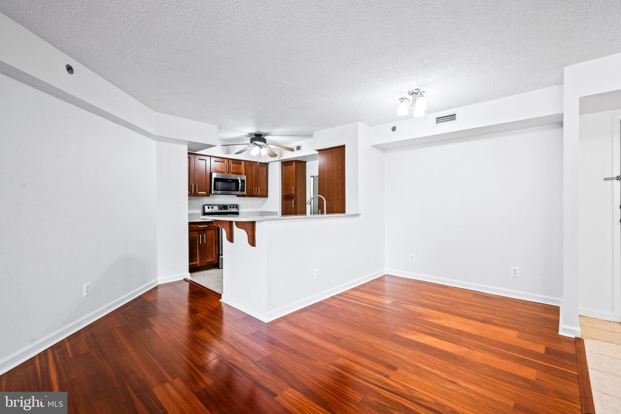 BRADDOCK PLACE - Residential Lease