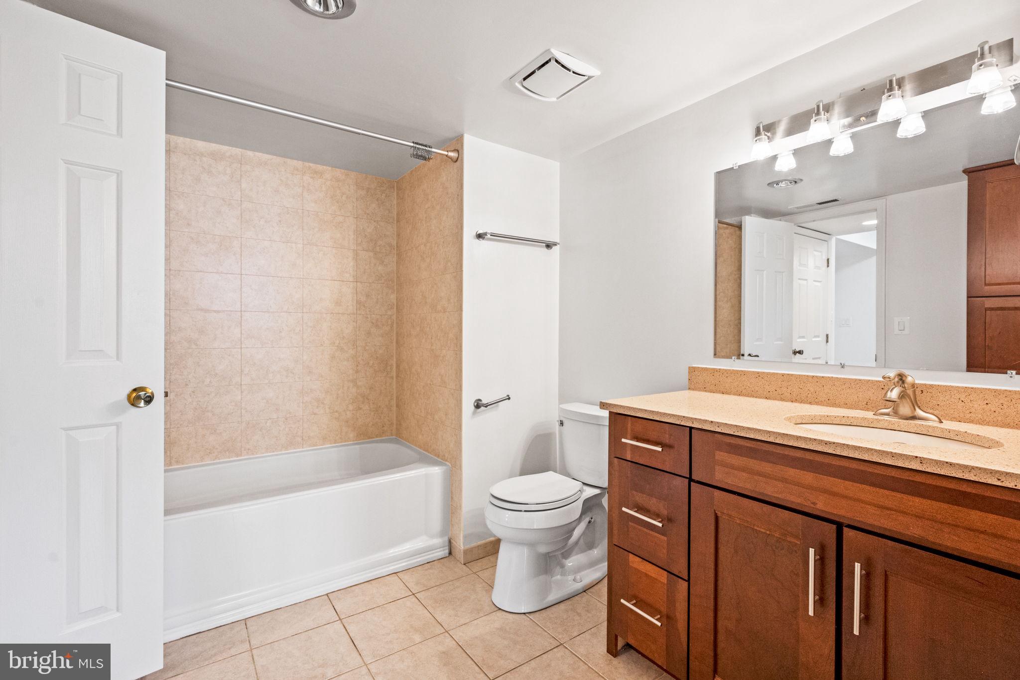 BRADDOCK PLACE - Residential Lease