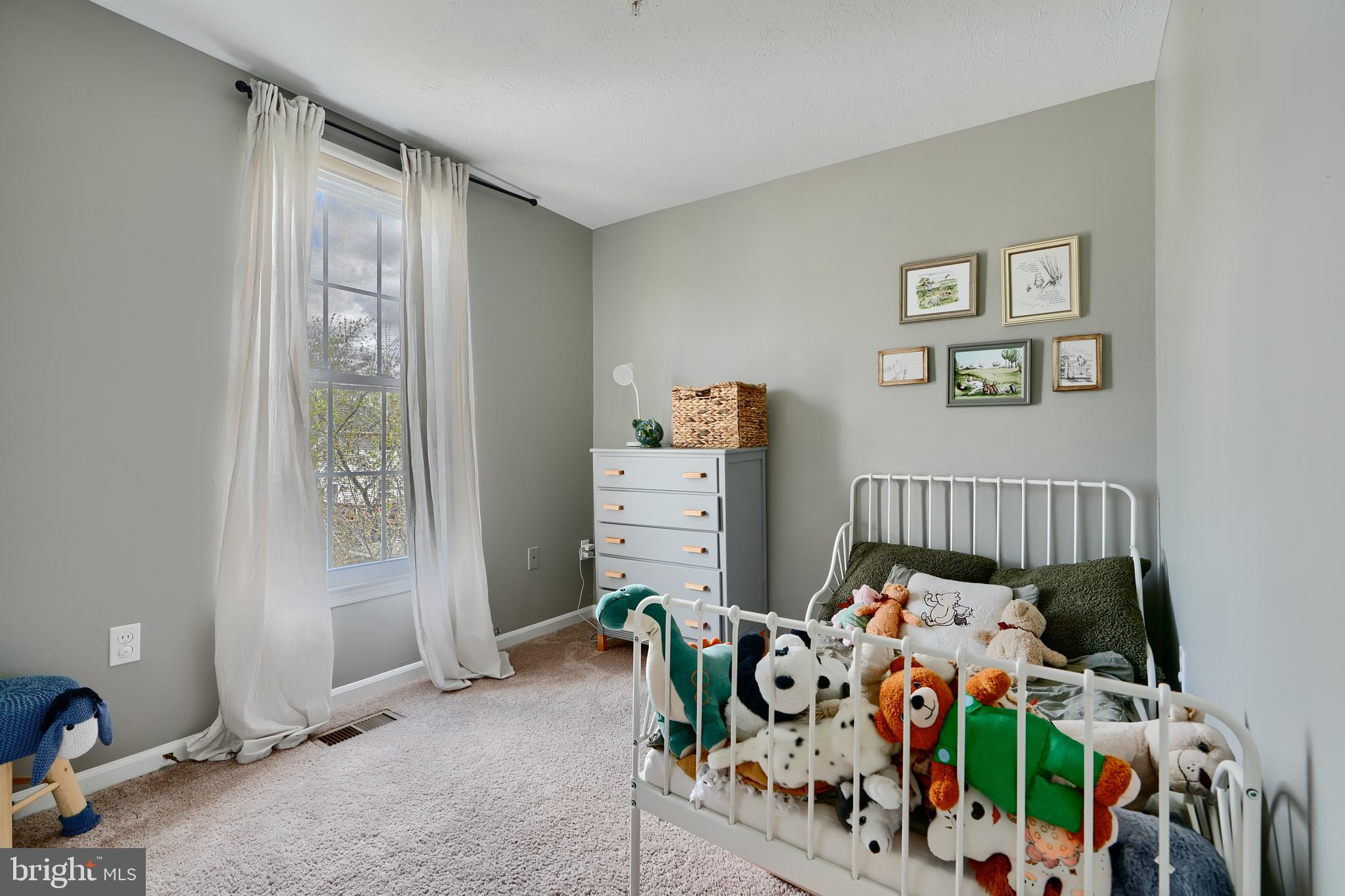 BRENTWOOD CONDO - Residential