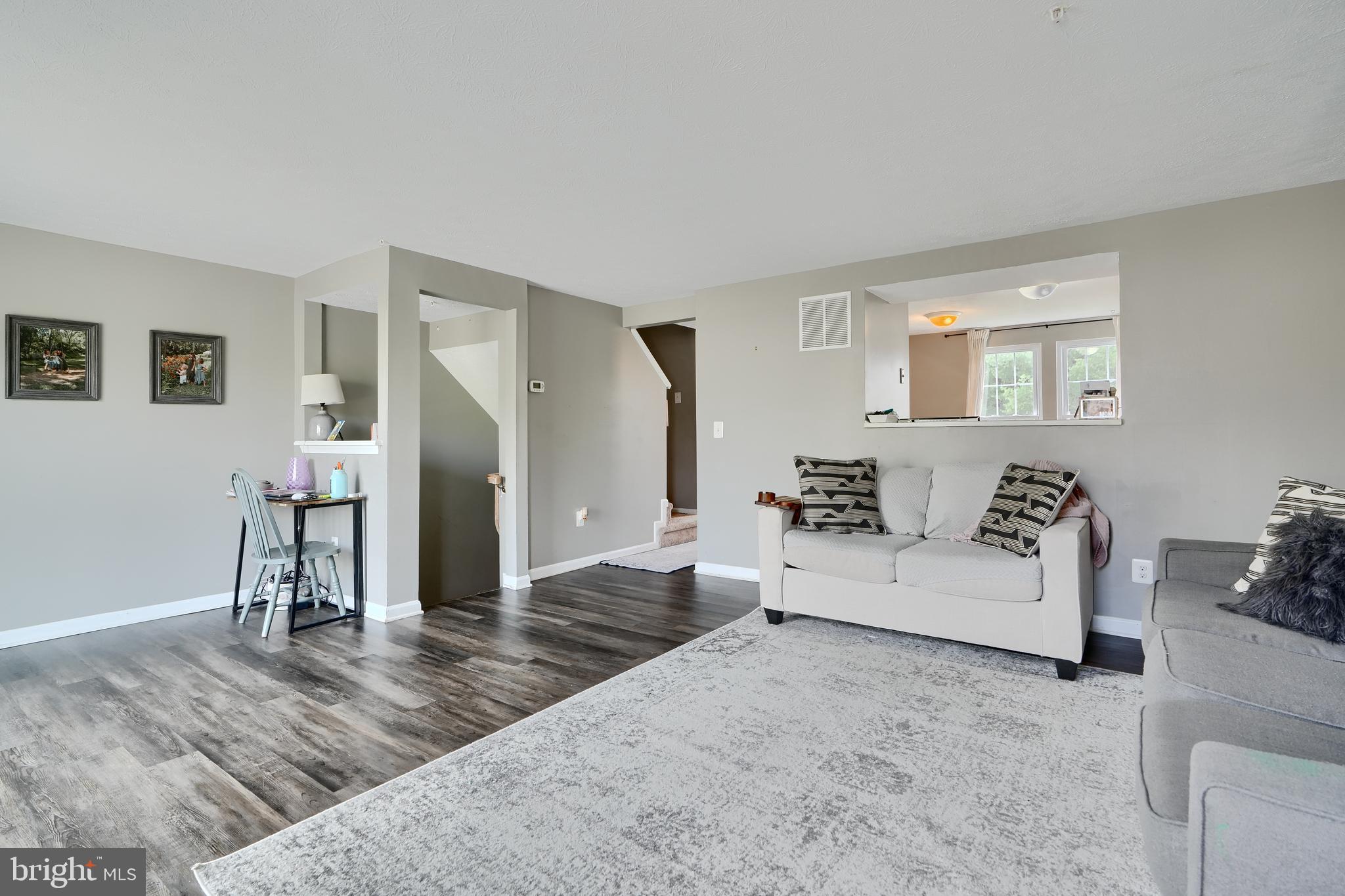 BRENTWOOD CONDO - Residential