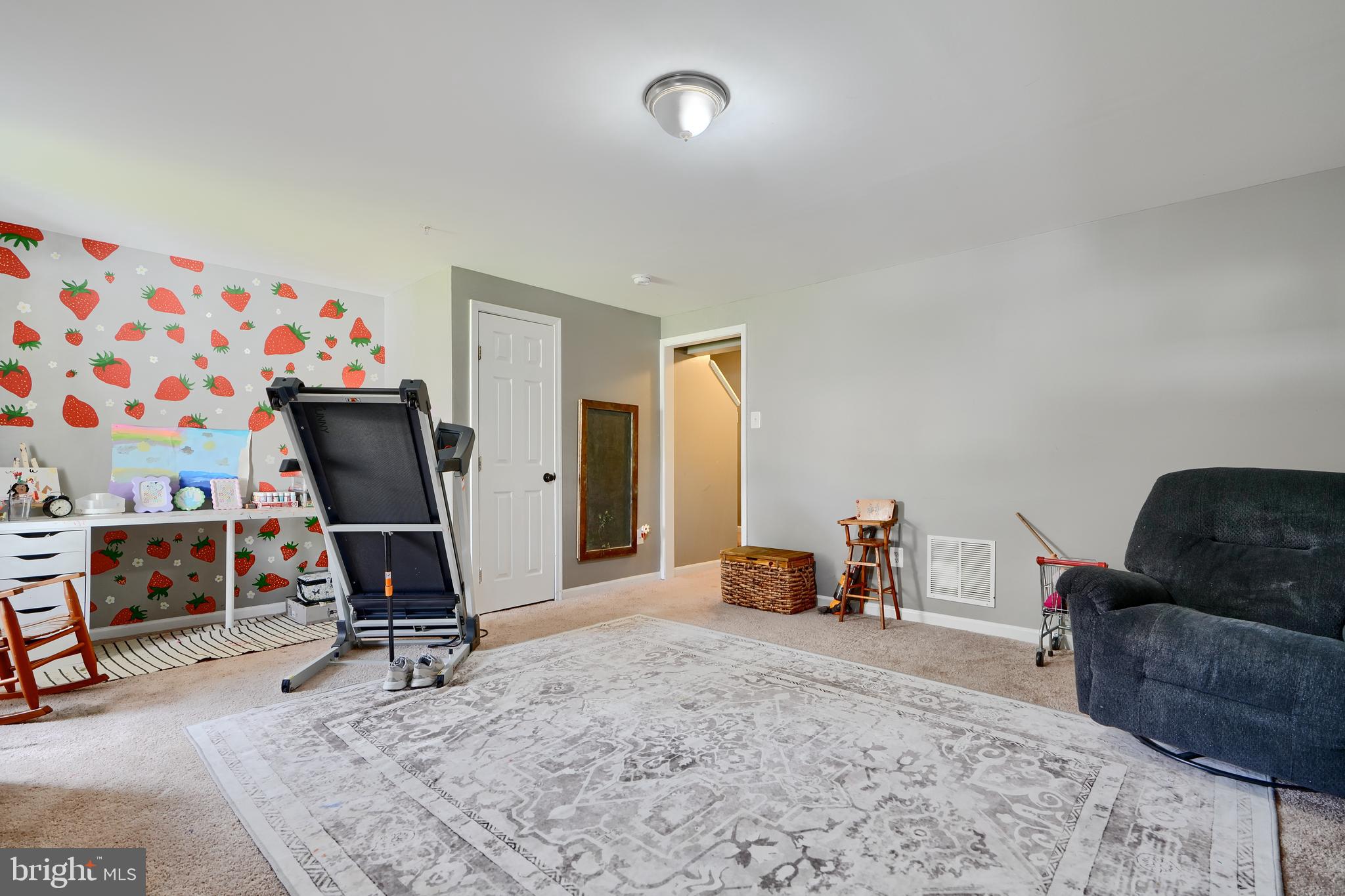 BRENTWOOD CONDO - Residential