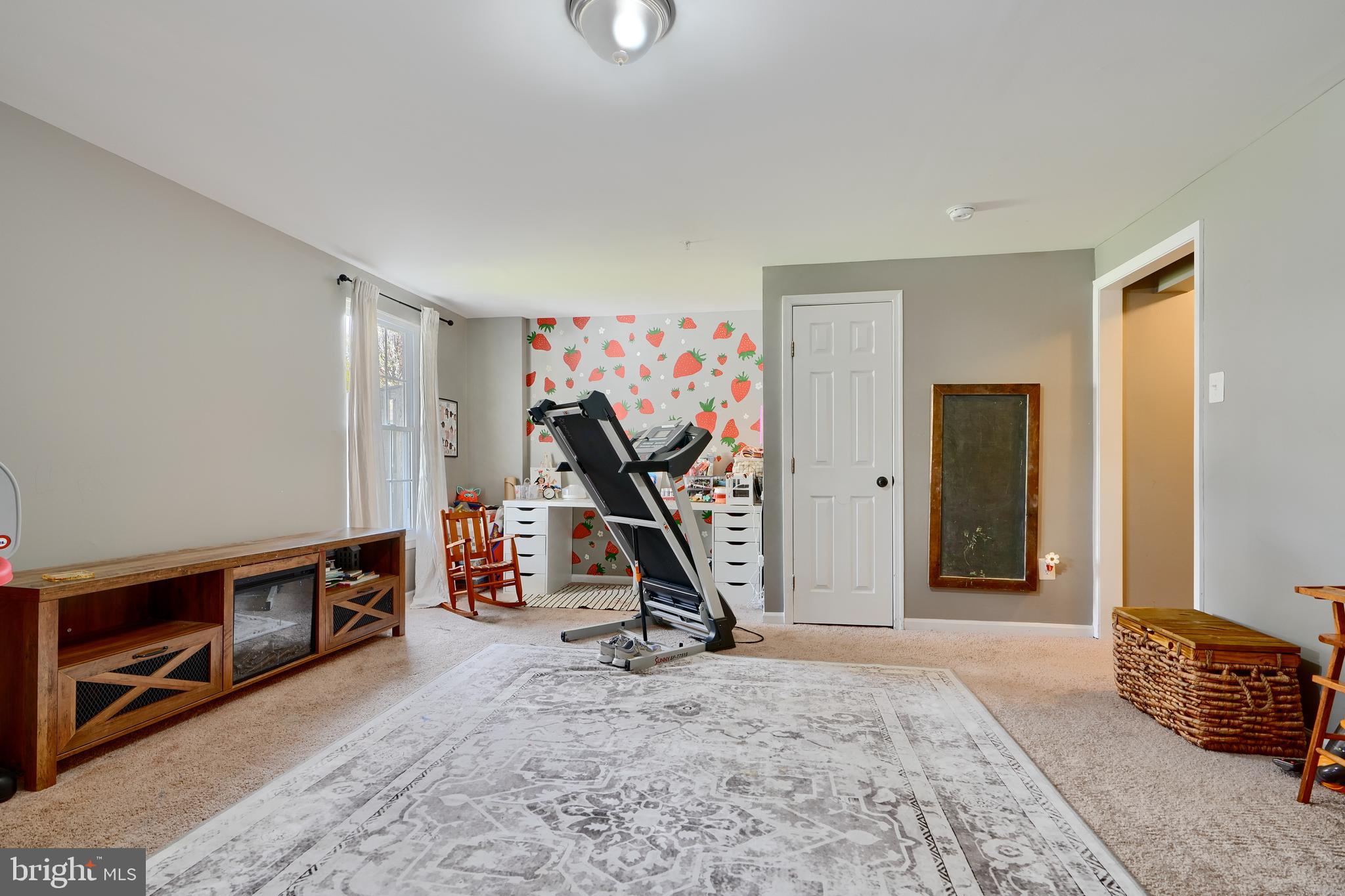 BRENTWOOD CONDO - Residential