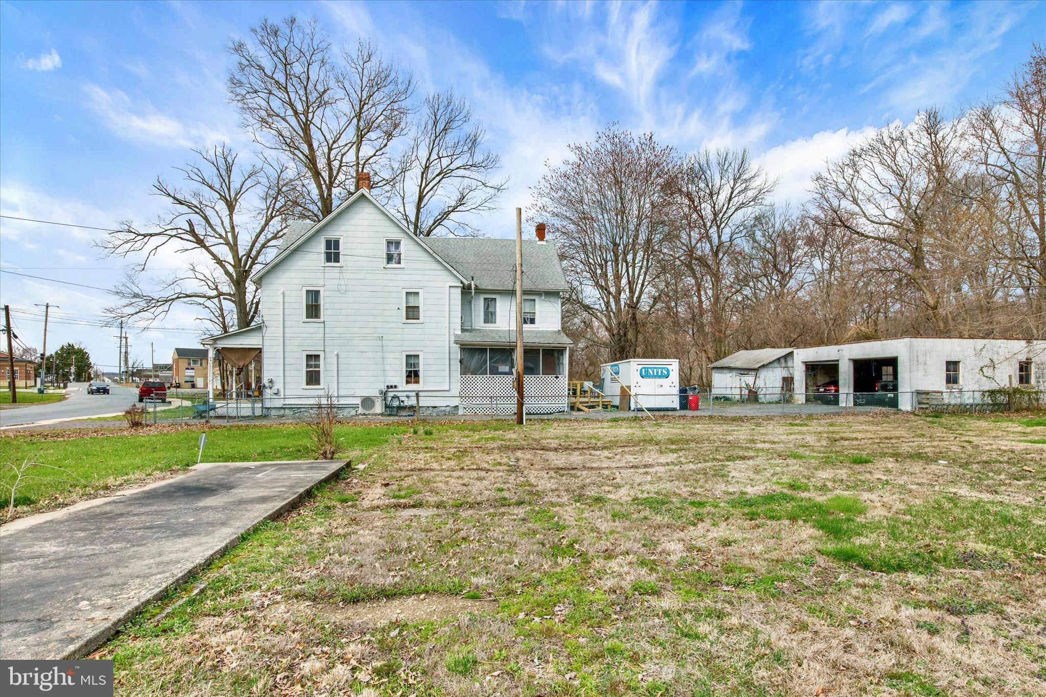 PERRYVILLE - Residential