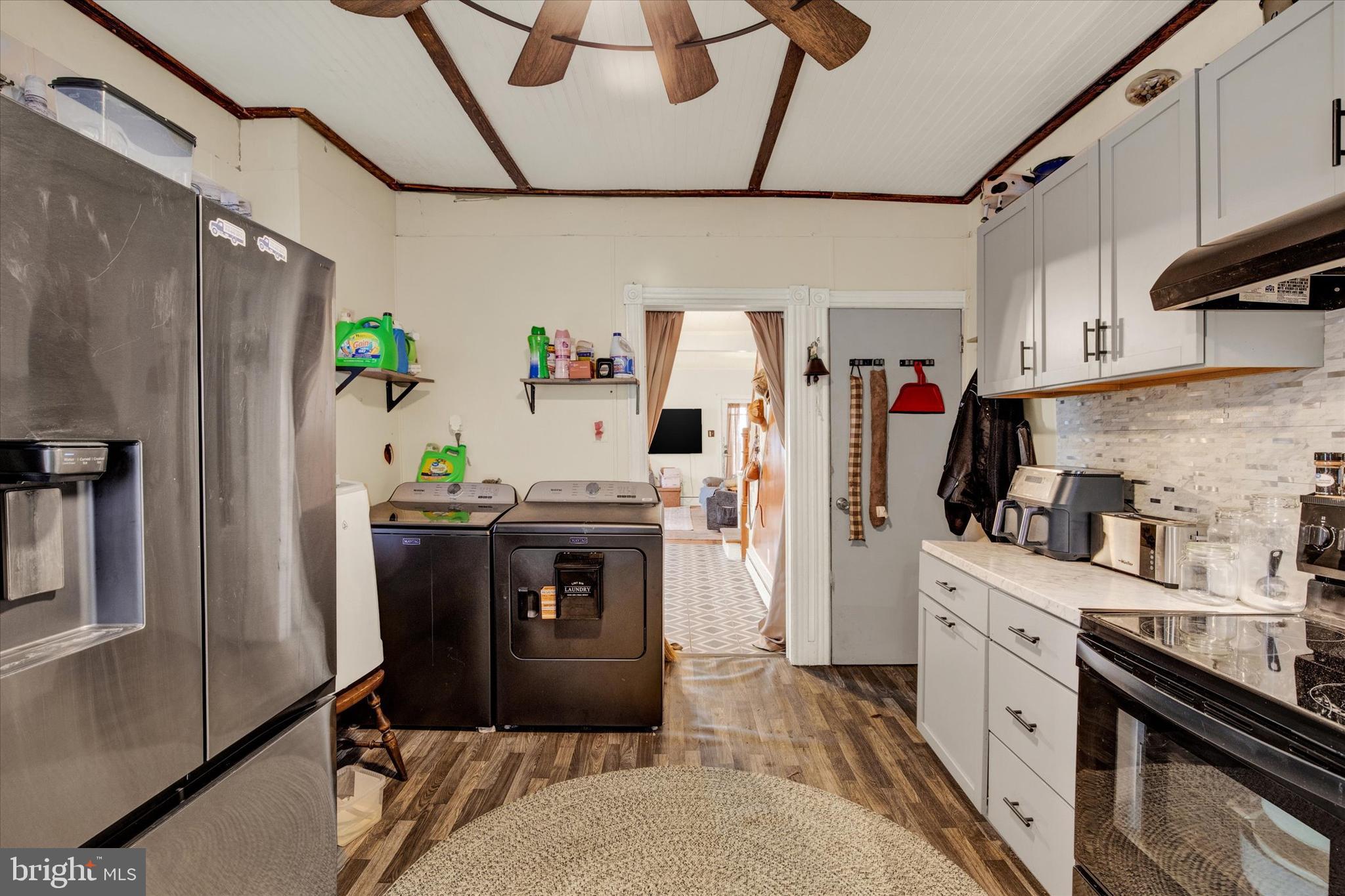 PERRYVILLE - Residential