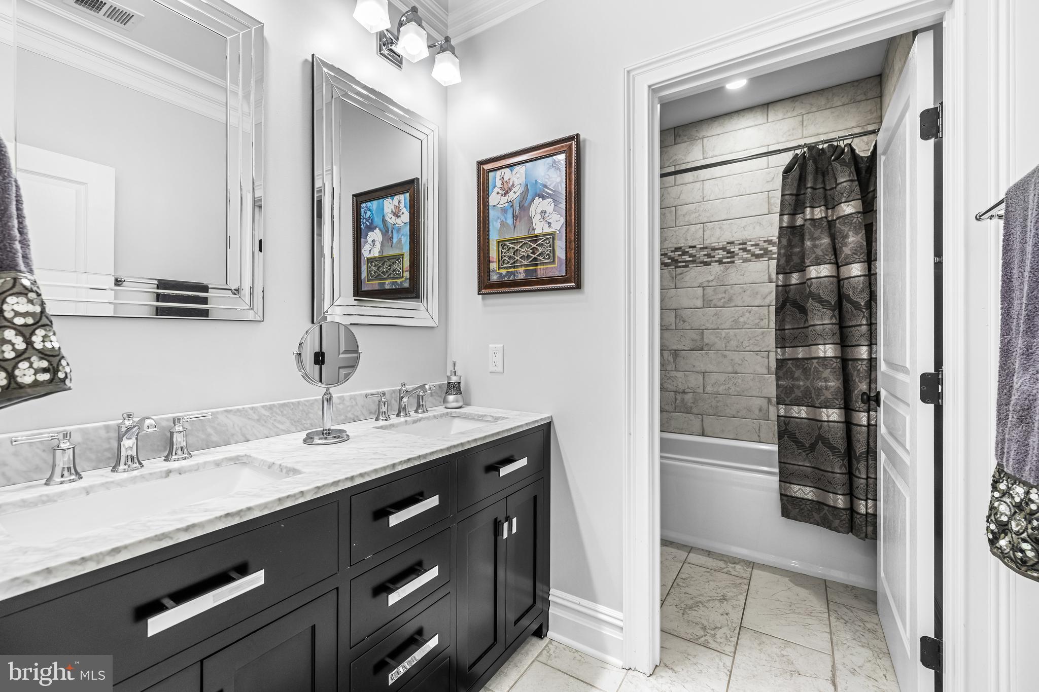 HAMMONDS GLEN - Residential