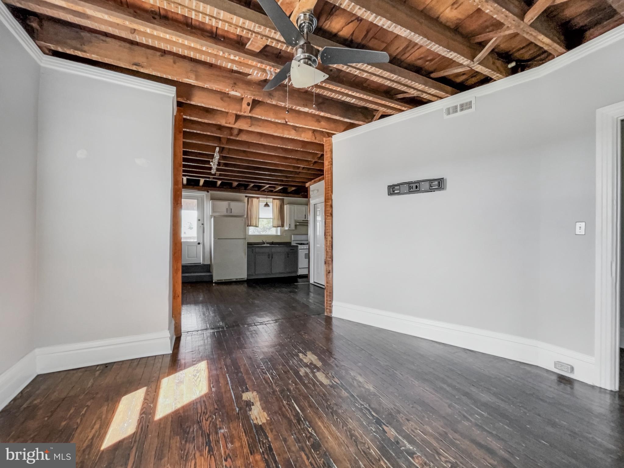 219 S UNION STREET 3