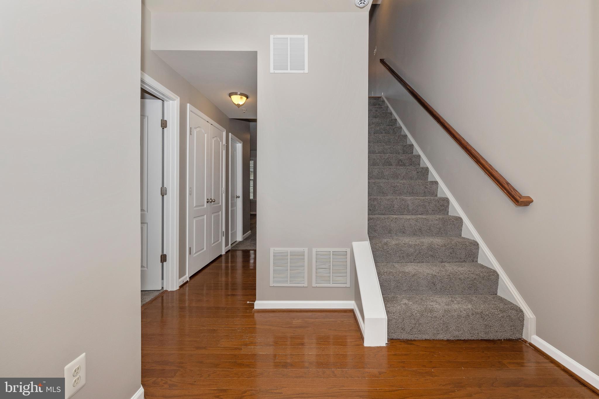 MARKET SQUARE - Residential