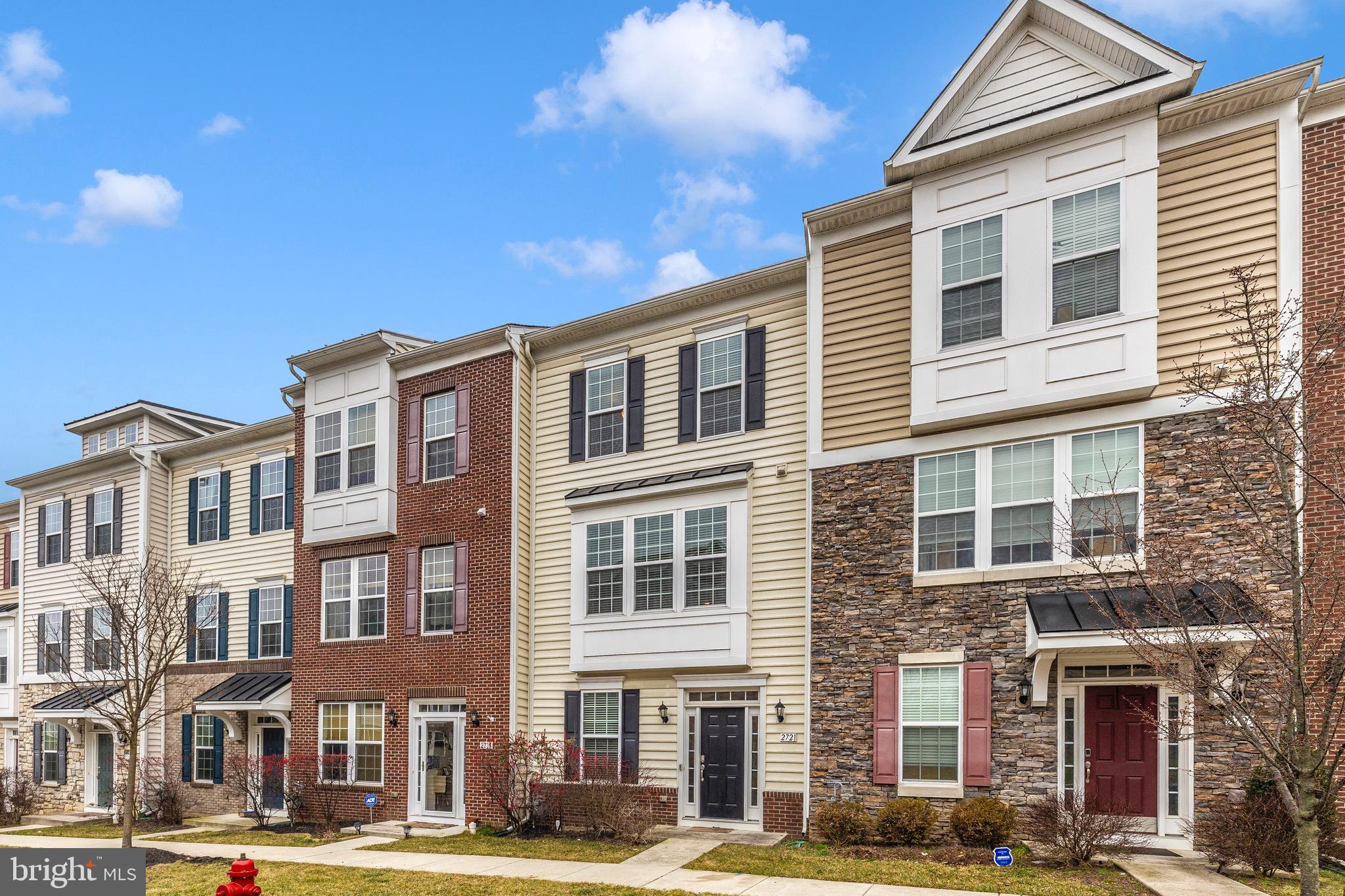 MARKET SQUARE - Residential