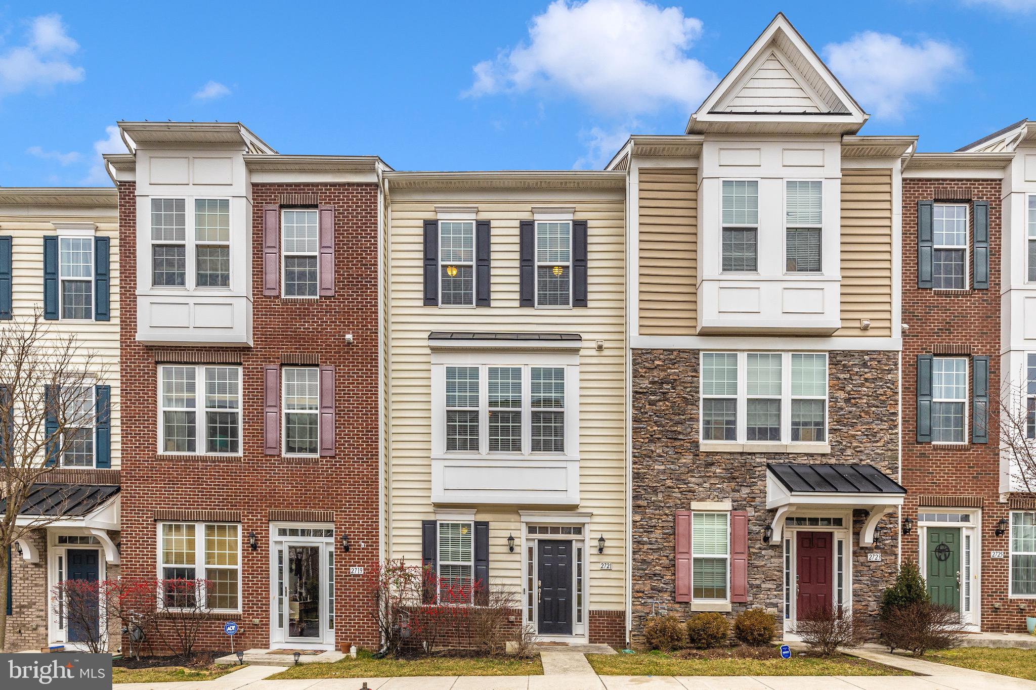 MARKET SQUARE - Residential