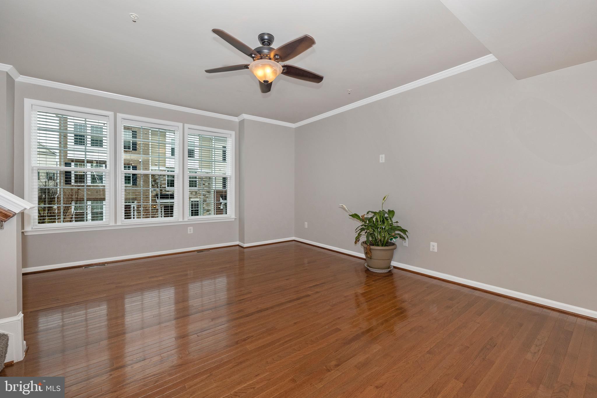 MARKET SQUARE - Residential