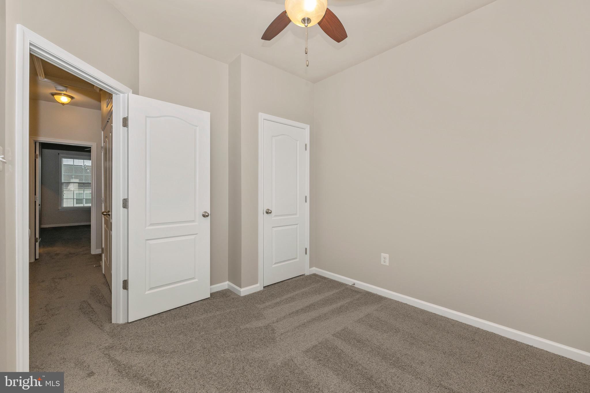 MARKET SQUARE - Residential