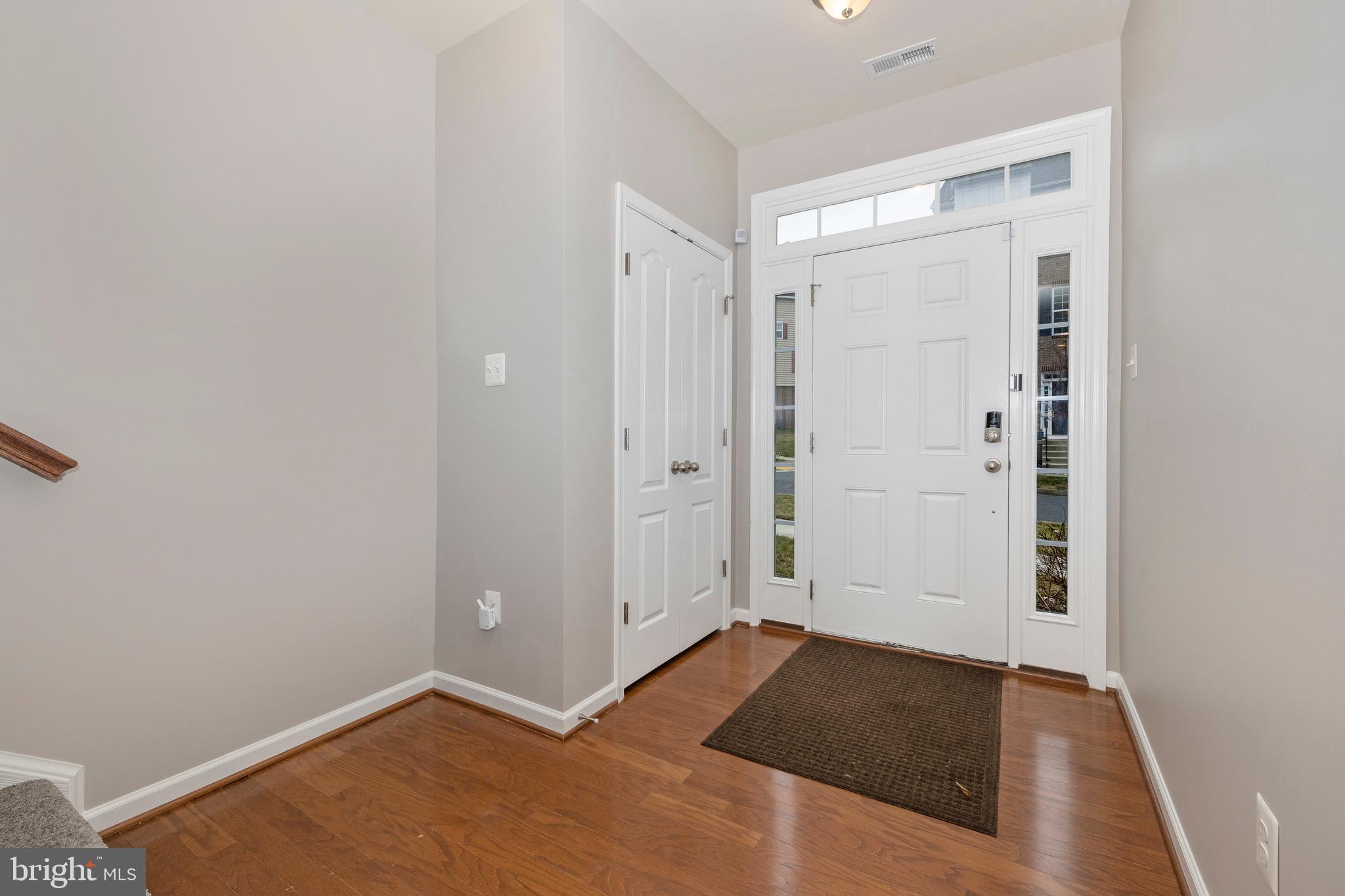 MARKET SQUARE - Residential