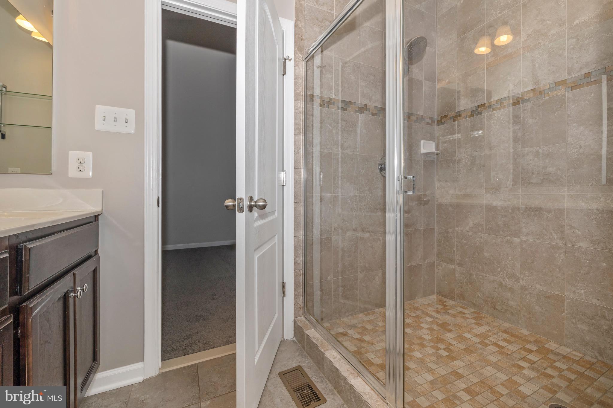 MARKET SQUARE - Residential