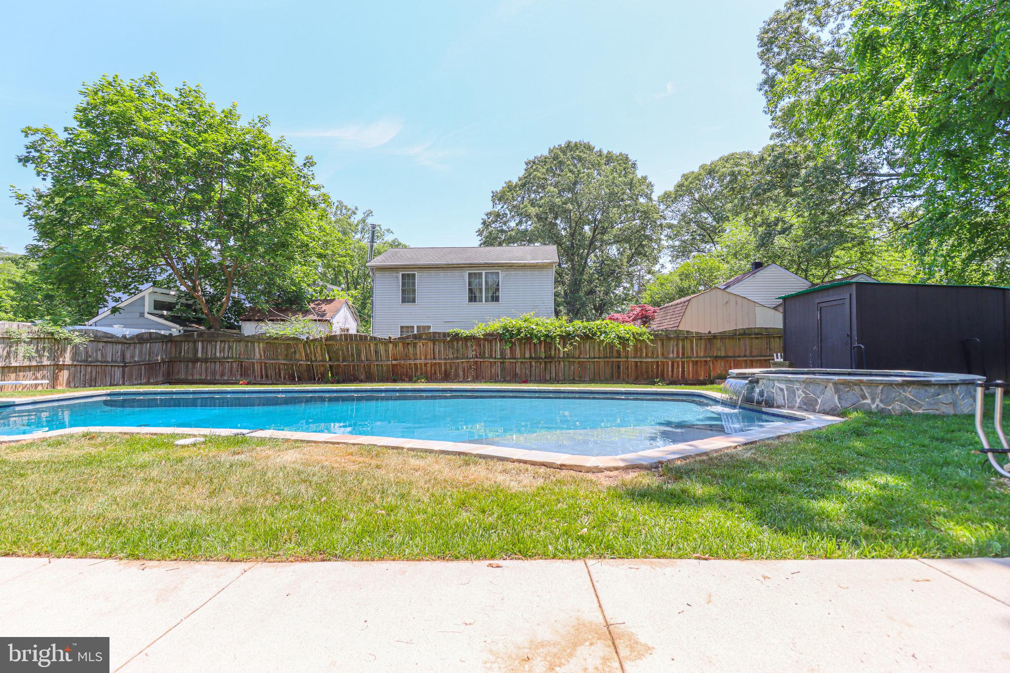 CARROLLTON MANOR - Residential