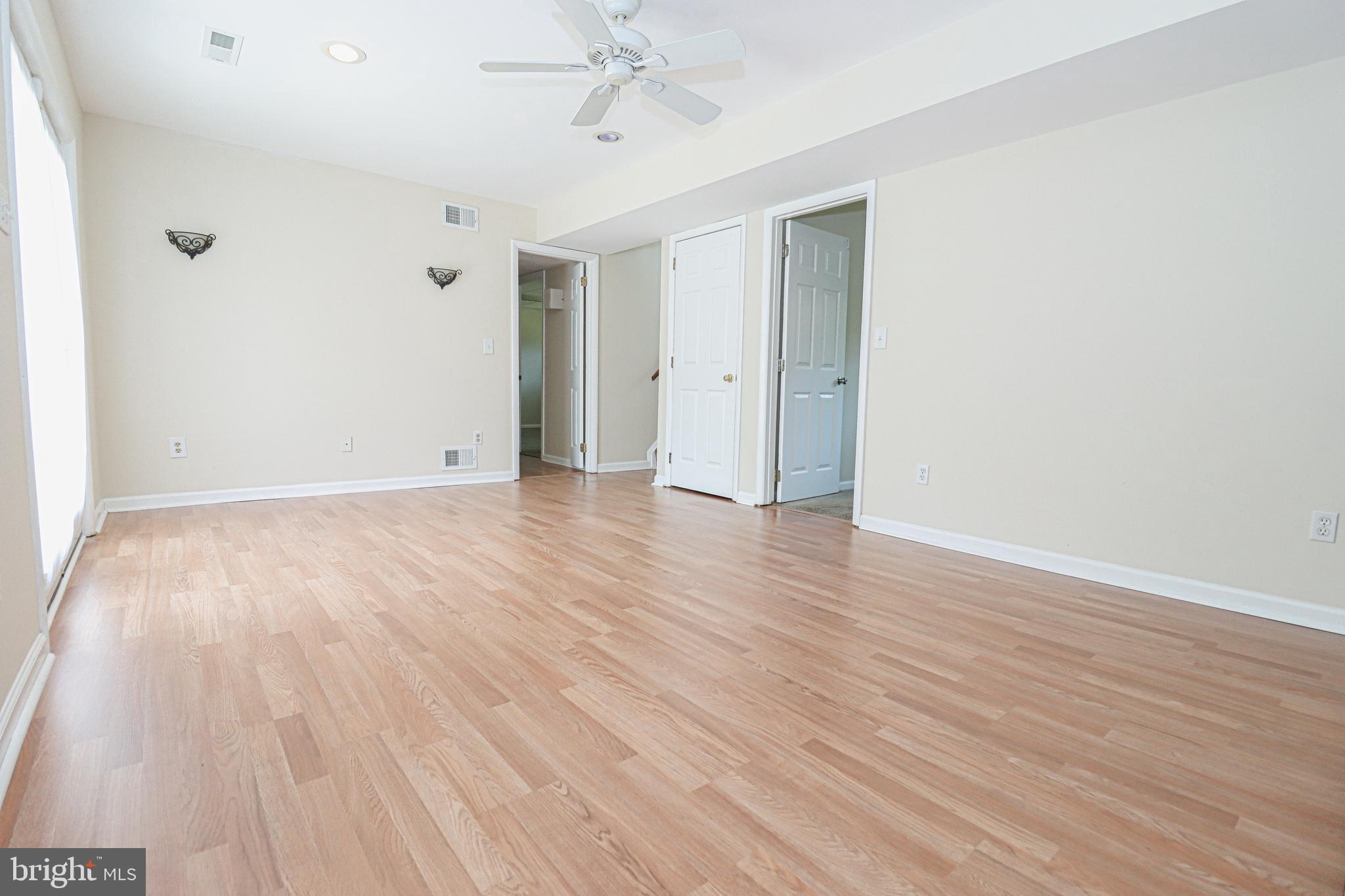 CARROLLTON MANOR - Residential