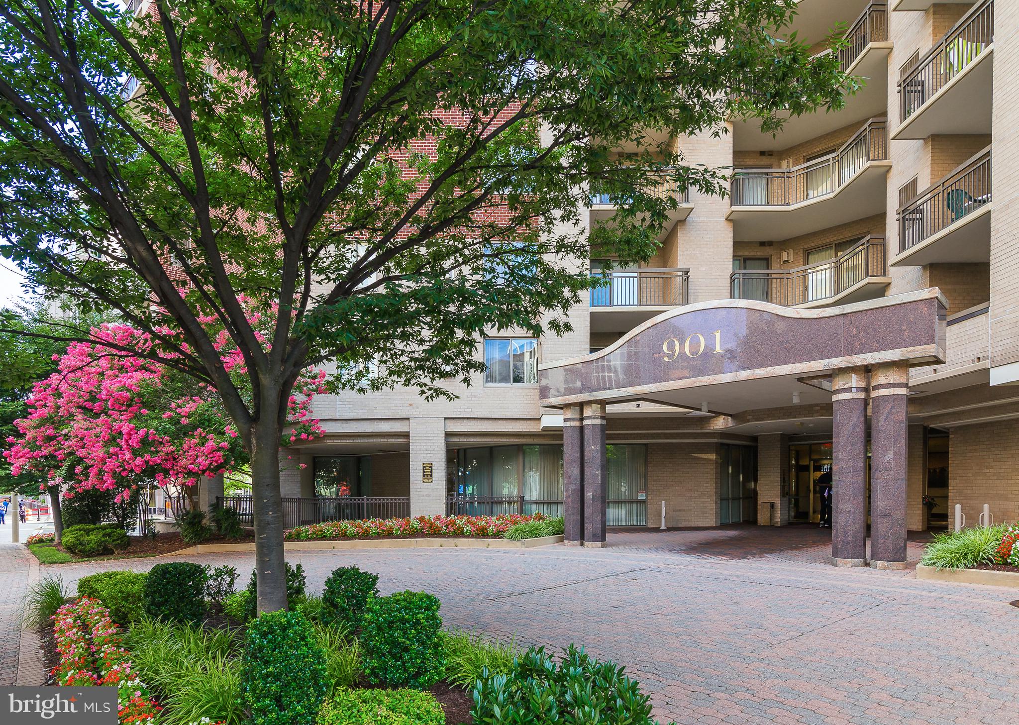 VIRGINIA SQUARE - Residential Lease