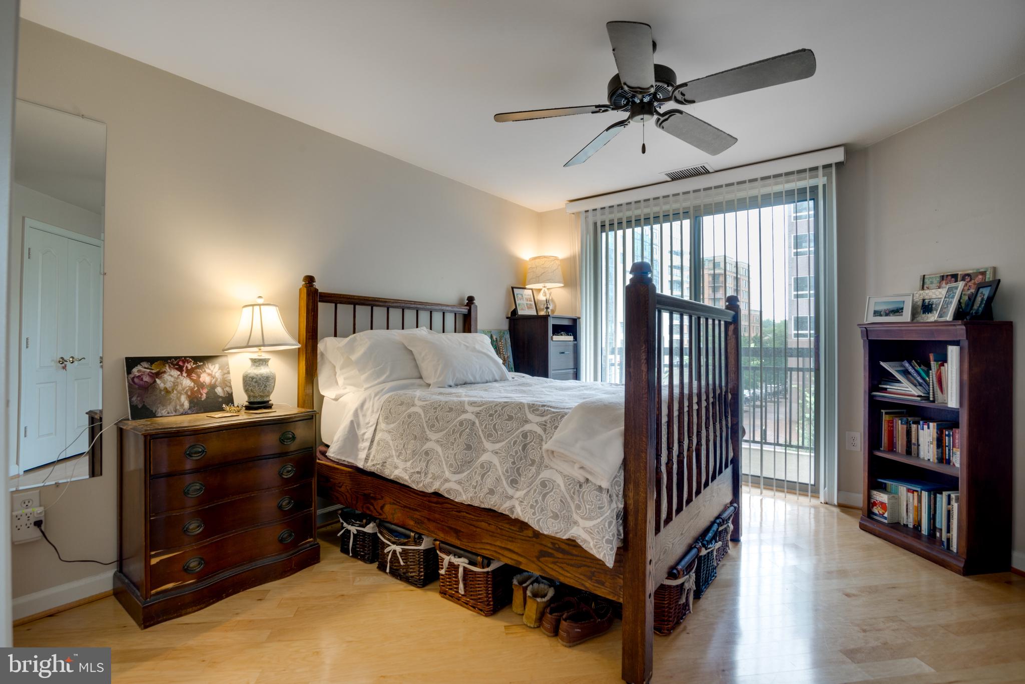 VIRGINIA SQUARE - Residential Lease