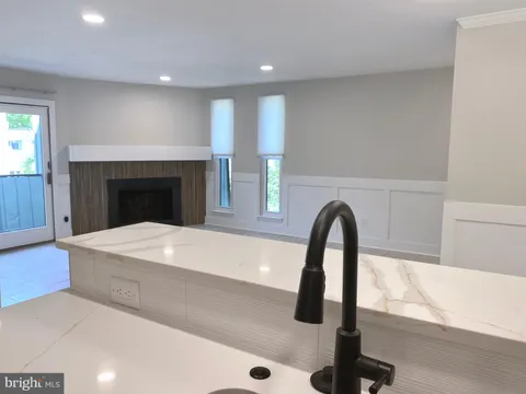 25 S Church Rd Unit 64, Maple Shade, NJ MLS: NJBL2086068