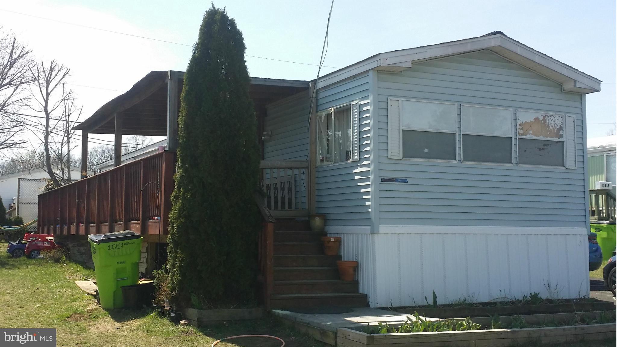 WAPLES MOBILE HOME PARK - Residential