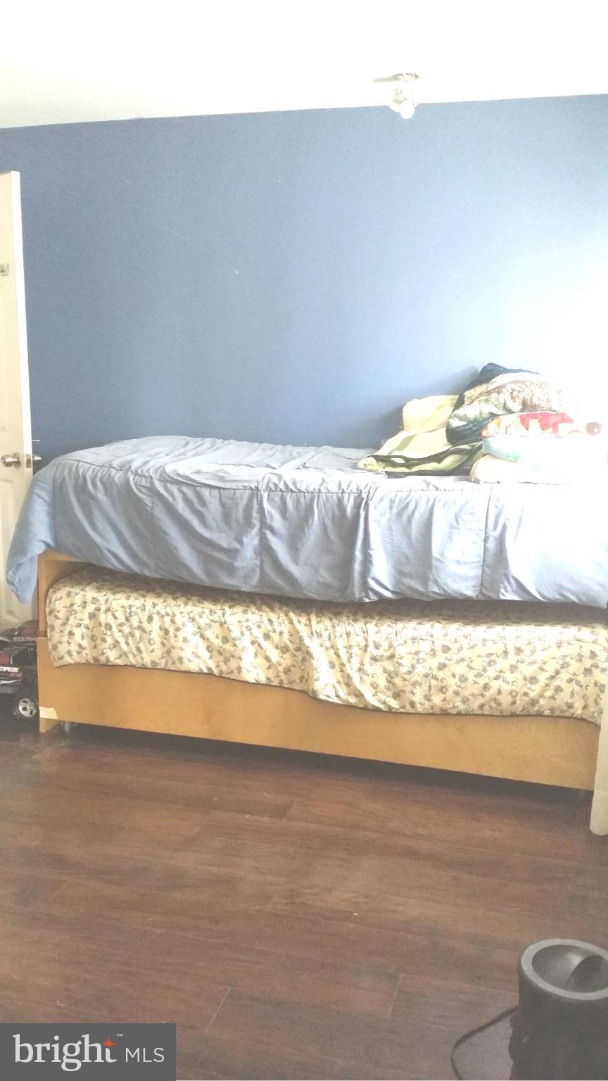 WAPLES MOBILE HOME PARK - Residential