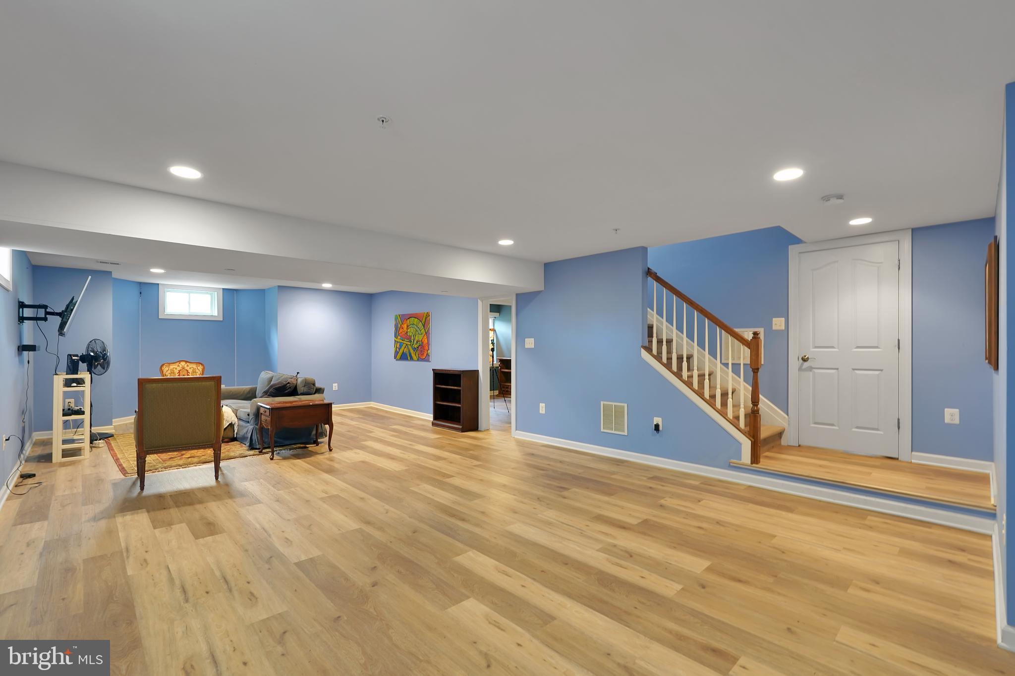 GLENBROOK VILLAGE - Residential