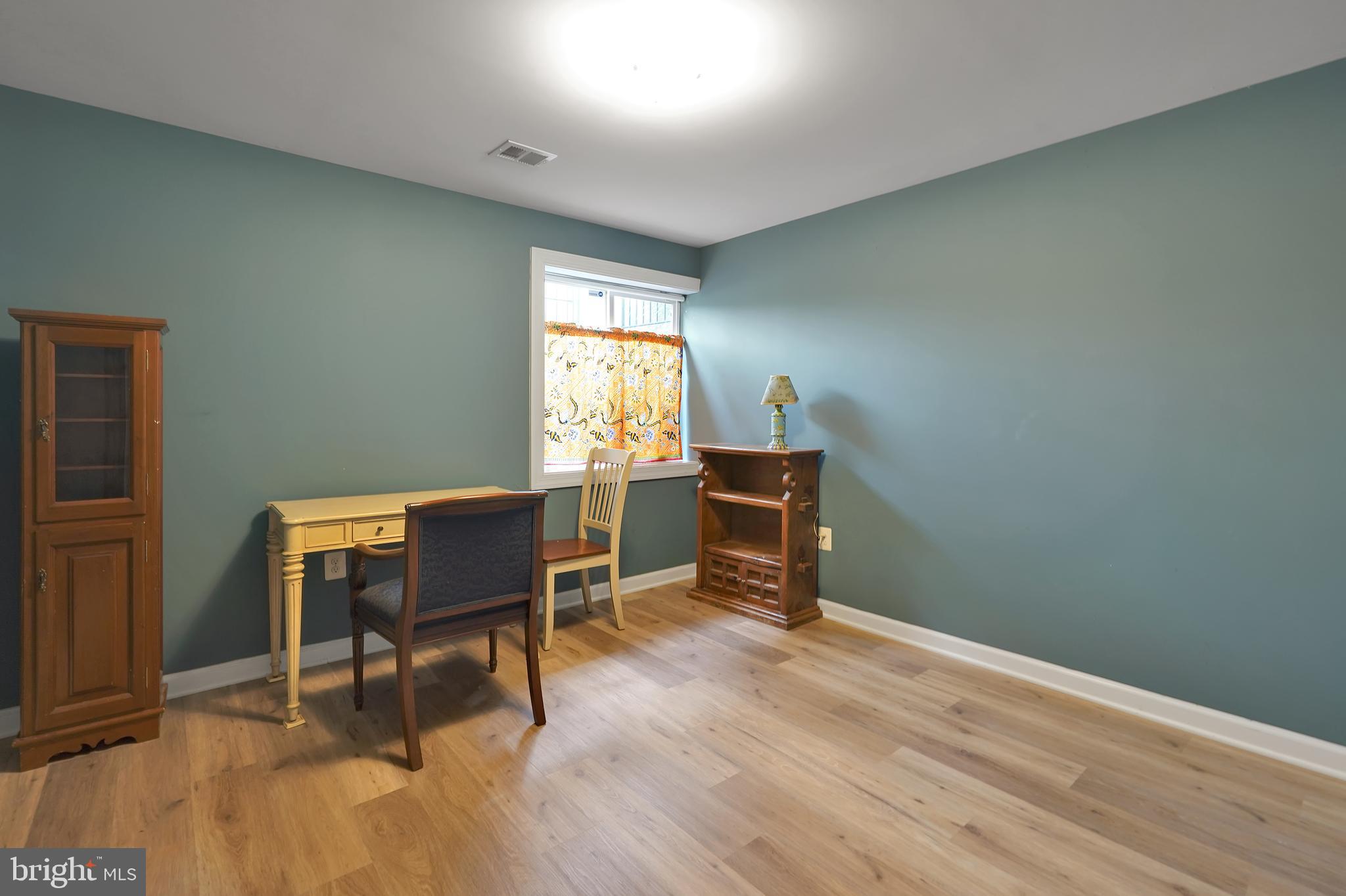 GLENBROOK VILLAGE - Residential