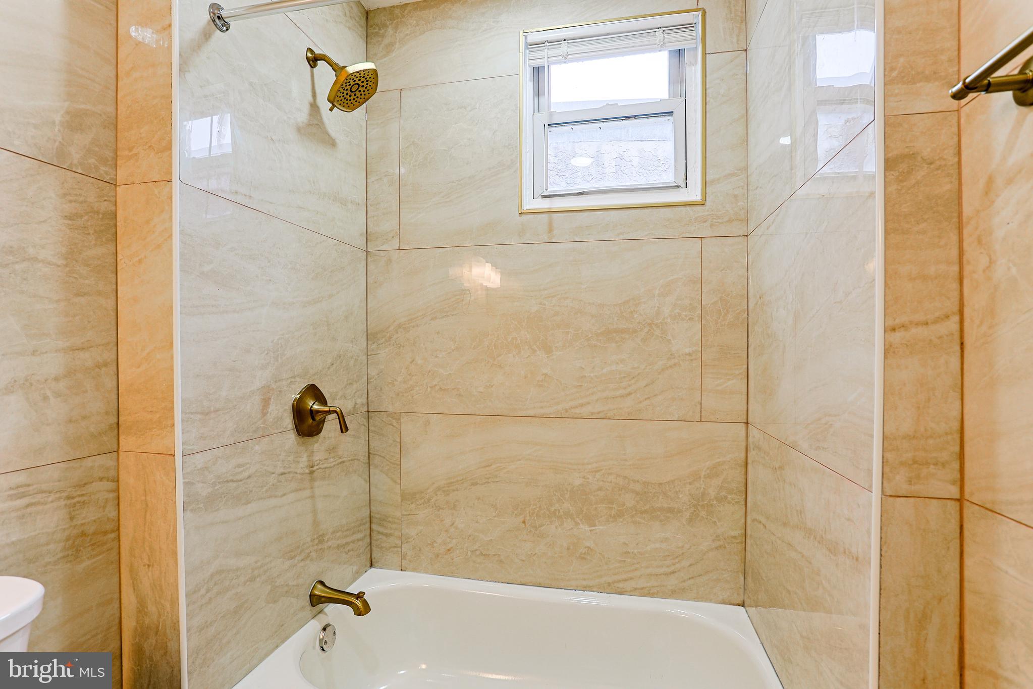 COBBS CREEK - Residential