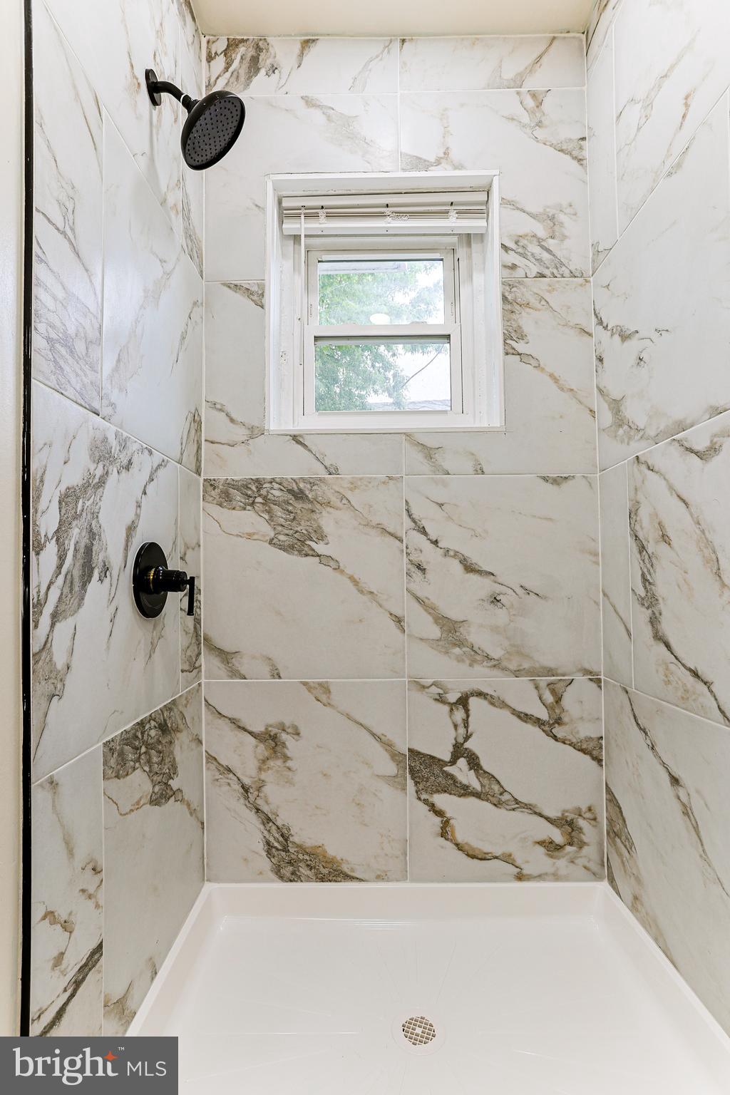 COBBS CREEK - Residential