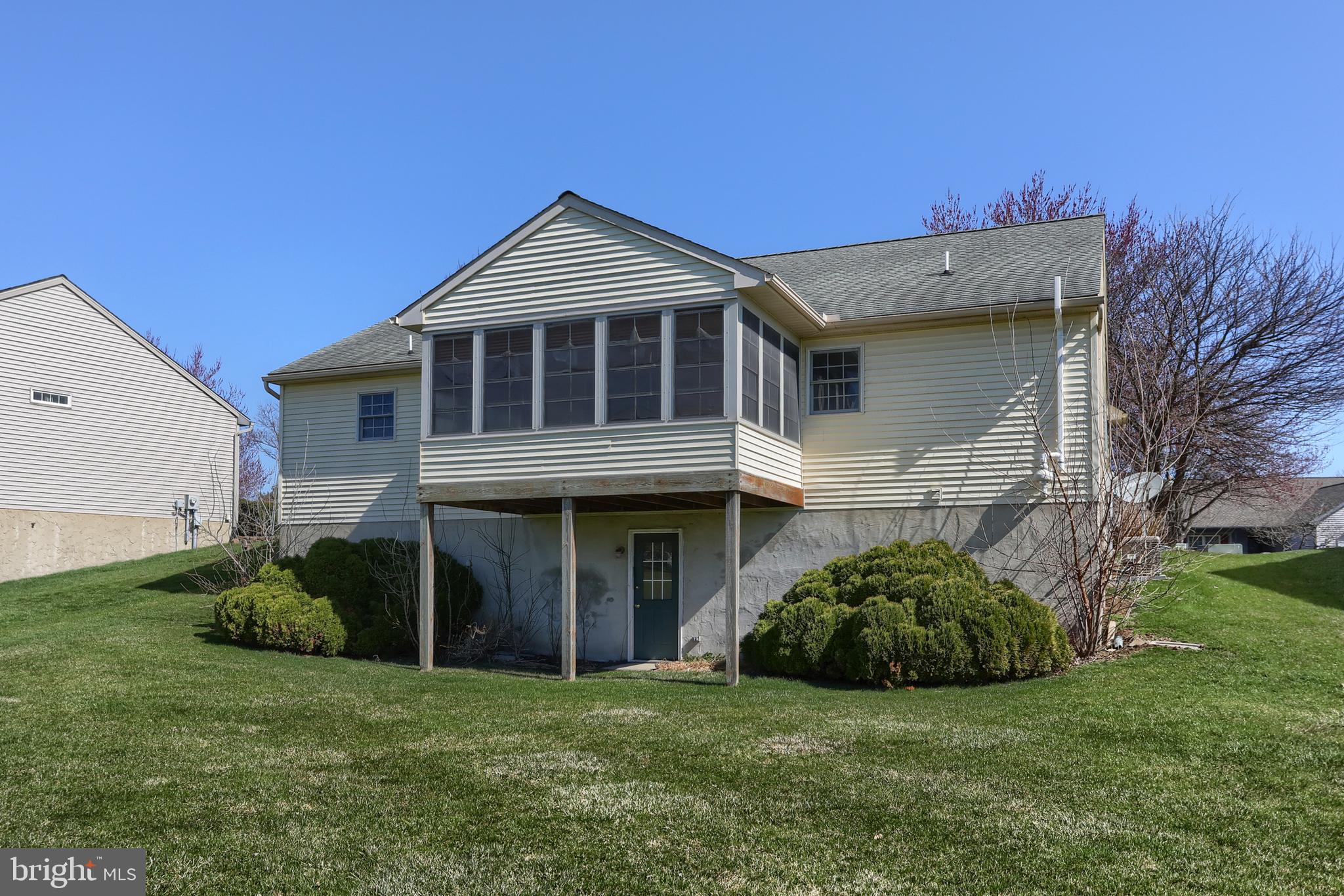 ARBOR GATE - Residential