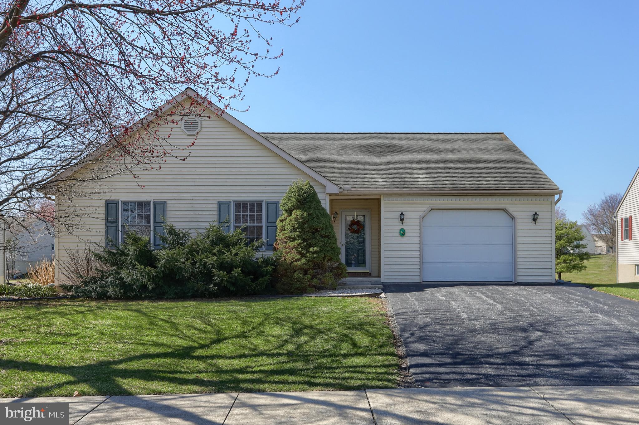 ARBOR GATE - Residential