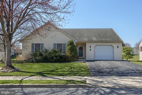 19 SPRINGHOUSE DRIVE MYERSTOWN PA 17067