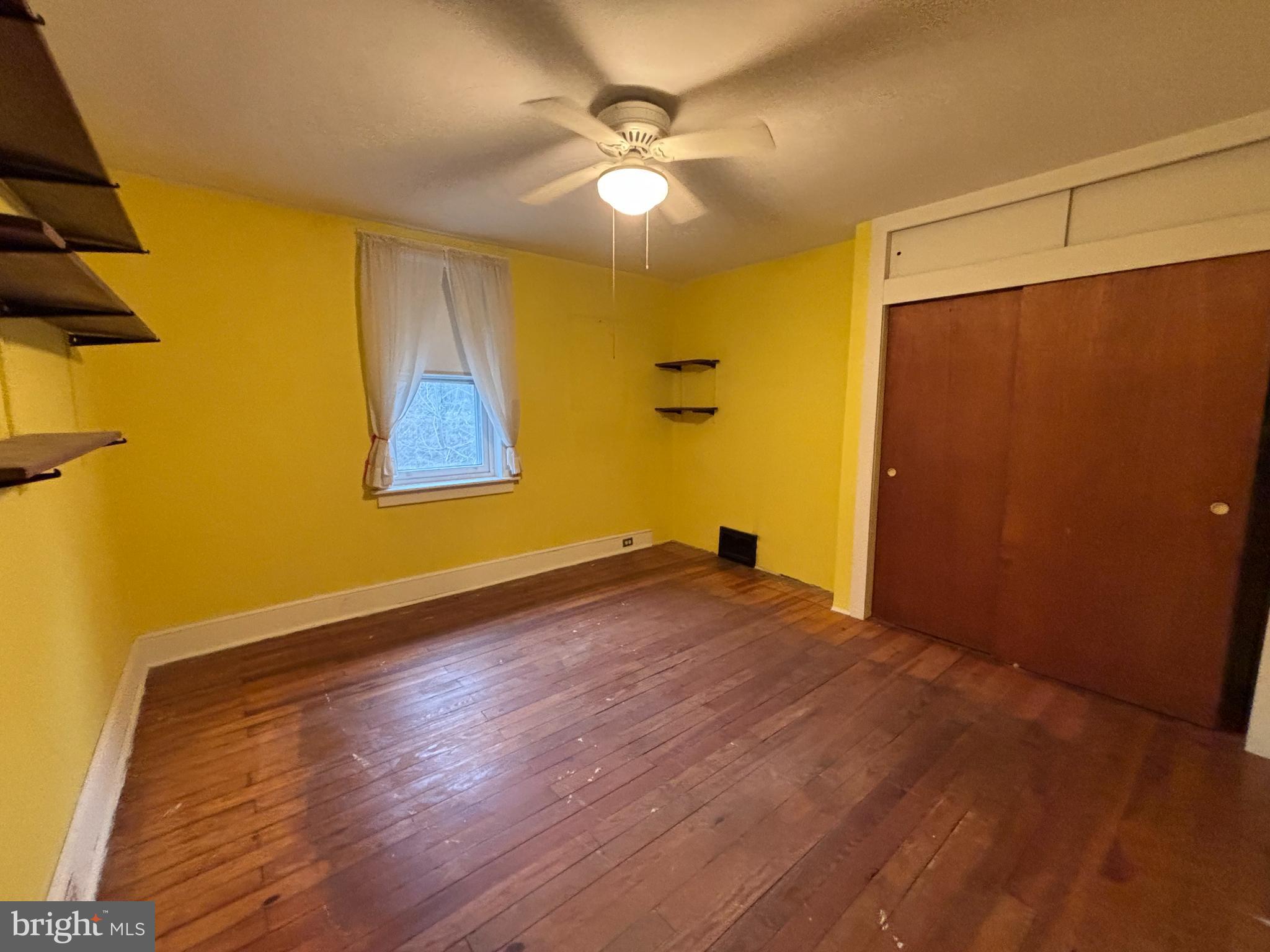 HILL CREST - Residential