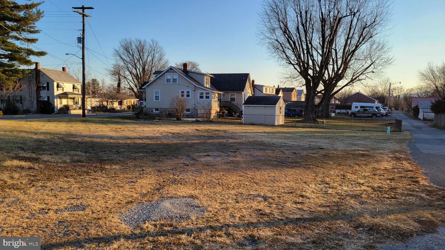 Buildable lot able to support a single family home in downtown Thurmont.   Usable land area (not within road bed) is approximately 8,800 square feet.   Building envelope is approximately 2,900 square feet.   Sewer connection fee and Thurmont impact fees paid in 2010.  Water connection fee and additional impact fees will be required for building permit.