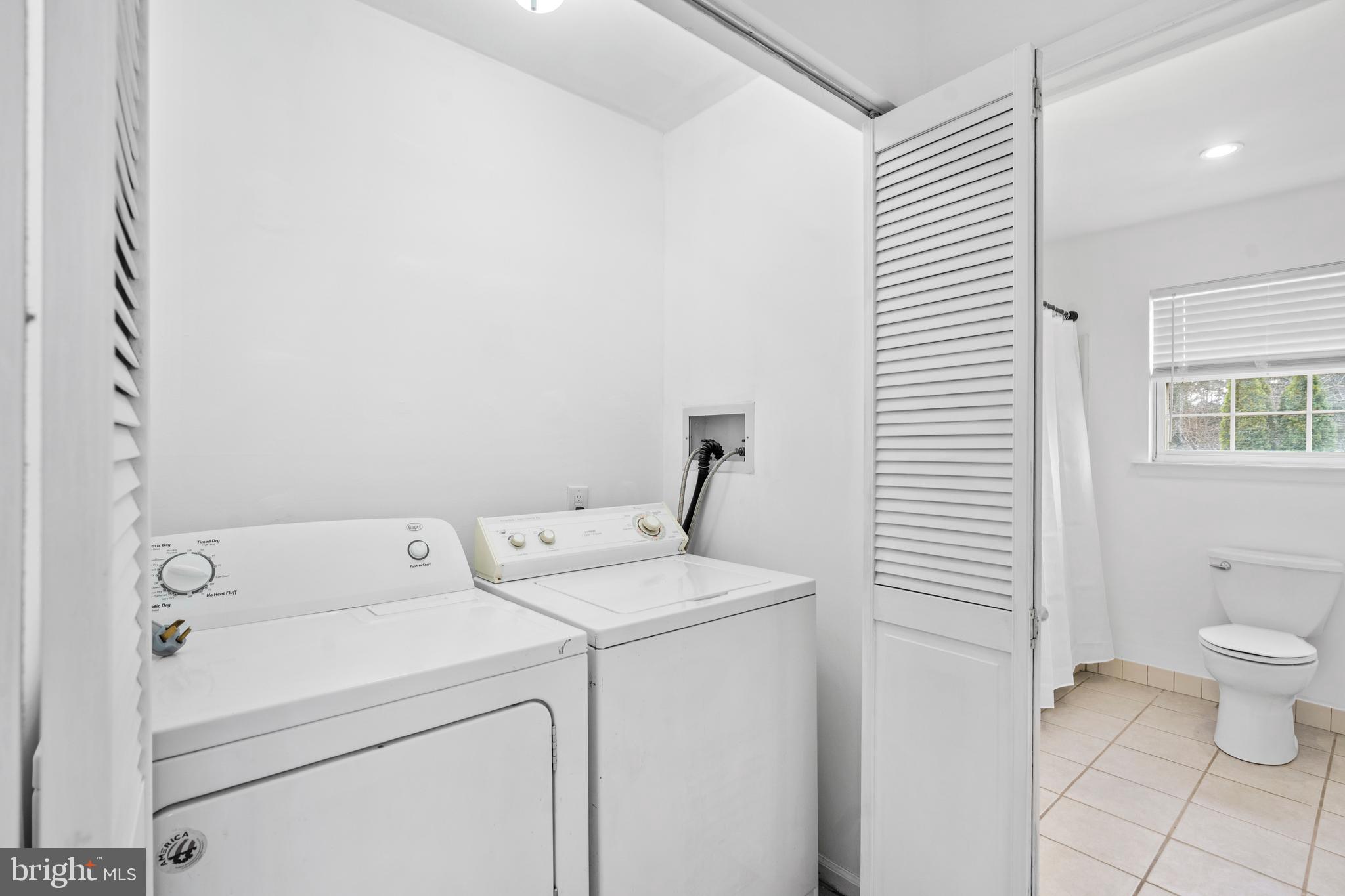 WALNUT BANK FARMS - Residential