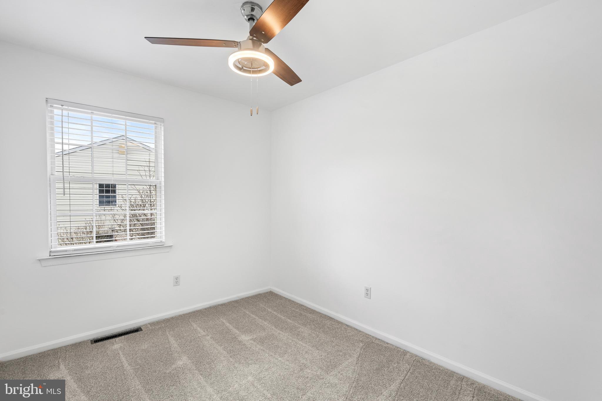 WALNUT BANK FARMS - Residential