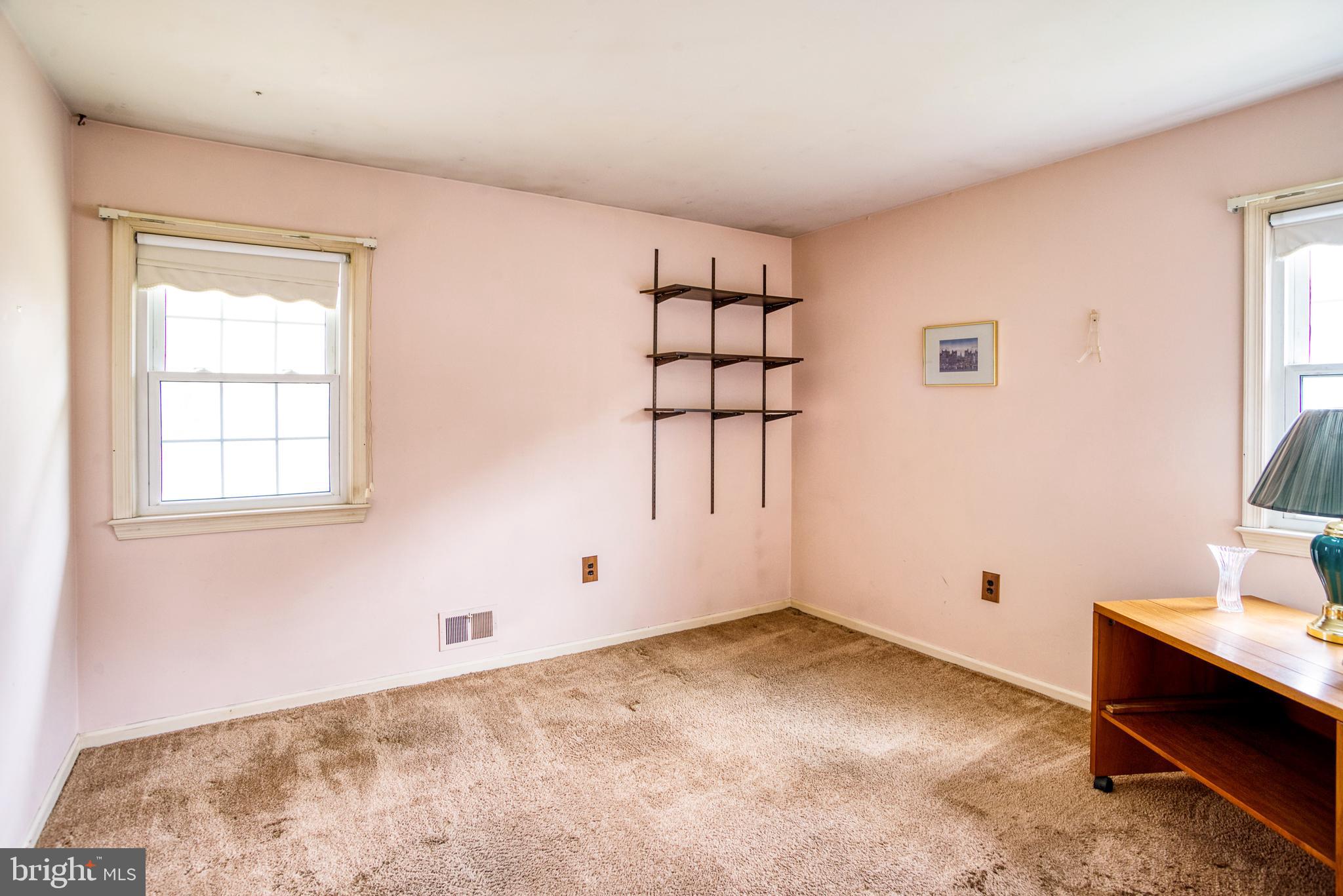 ROSECROFT PARK - Residential