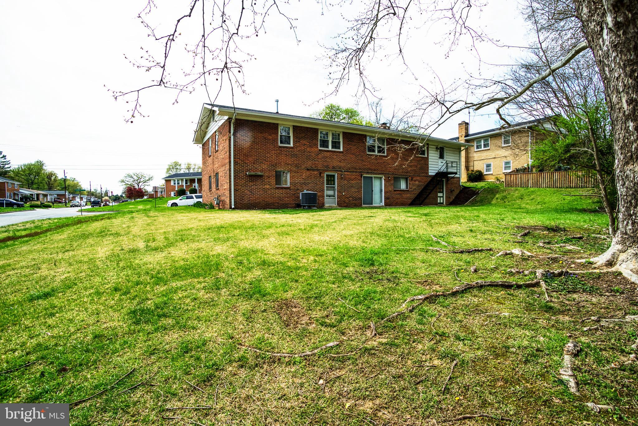 ROSECROFT PARK - Residential