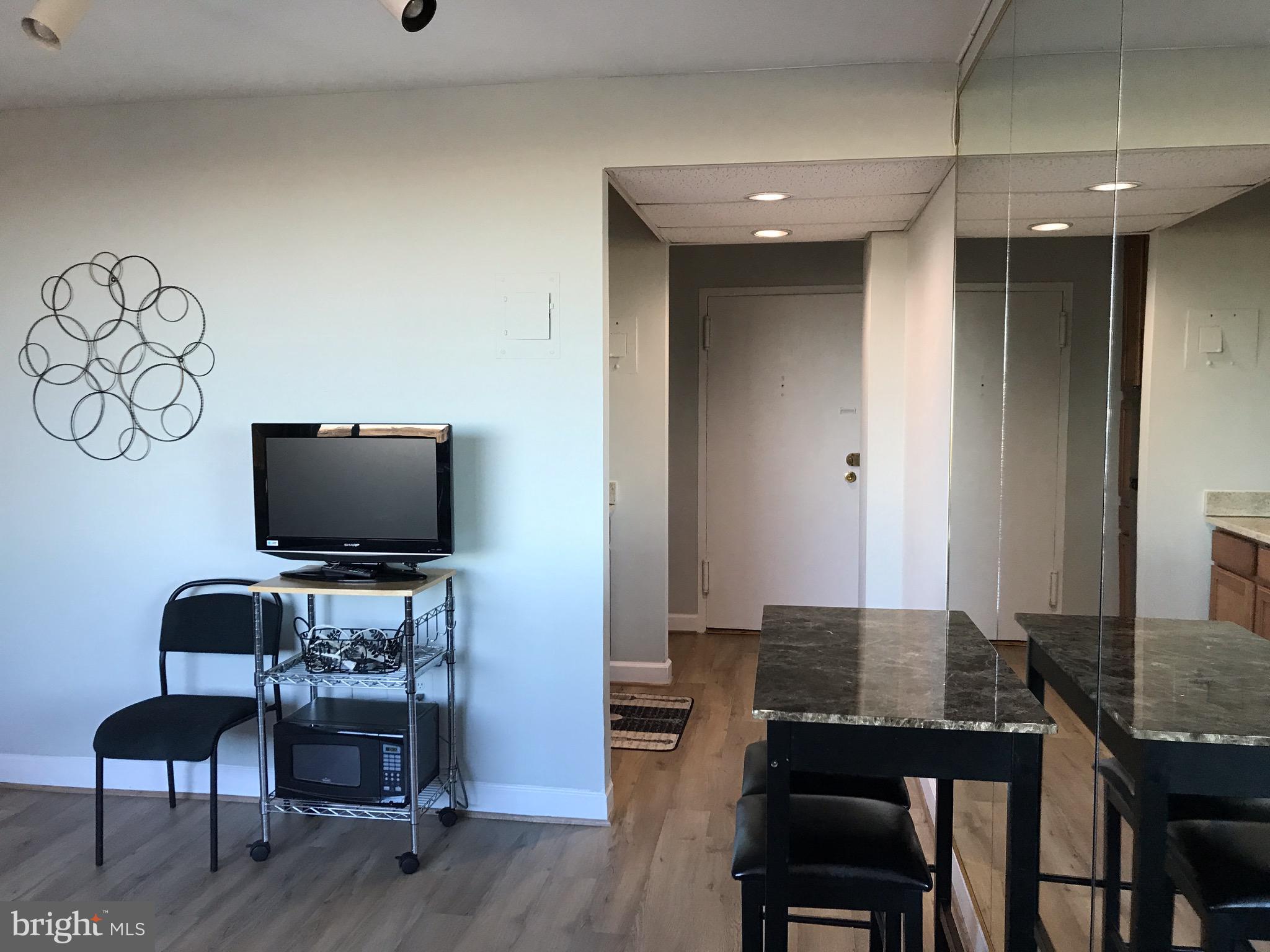 1011 ARLINGTON BOULEVARD 826