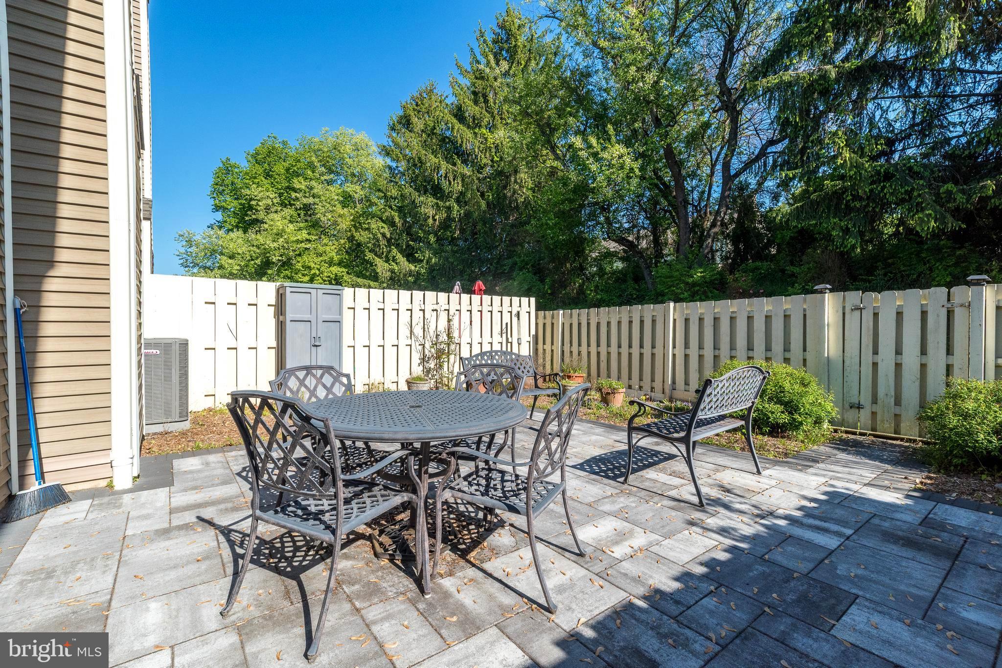 TANGLEWOOD - Residential