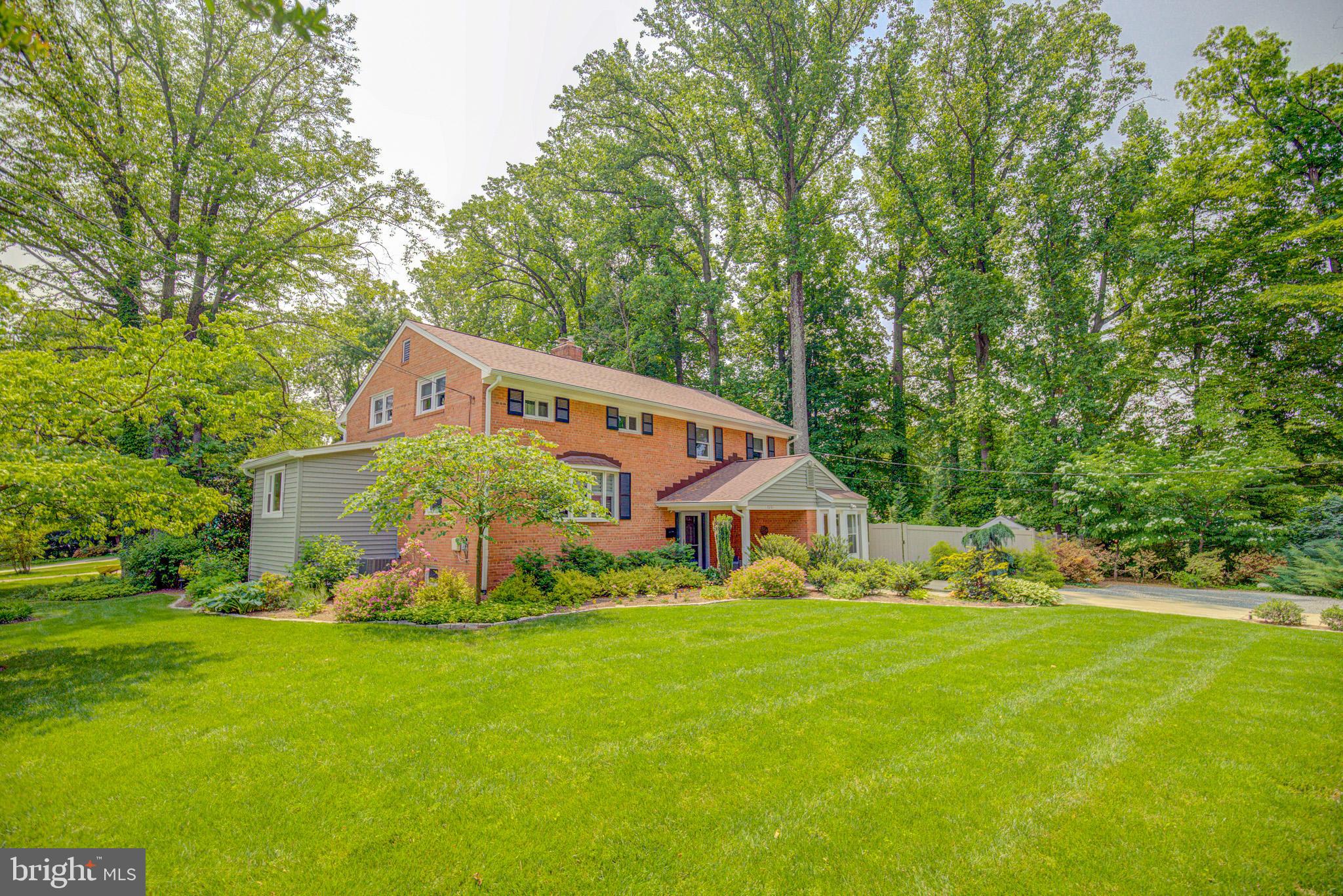 WOODHAVEN - Residential