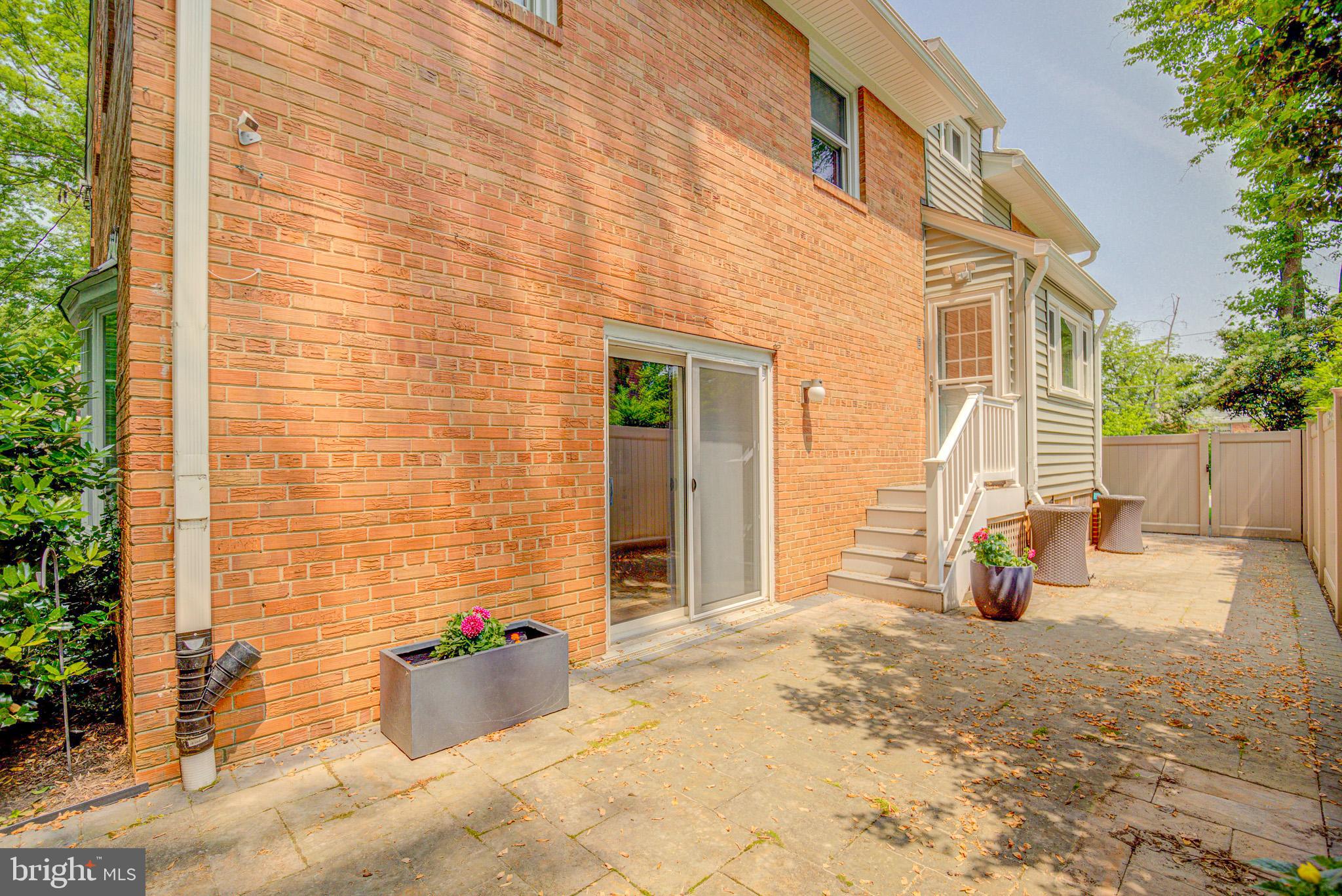 WOODHAVEN - Residential