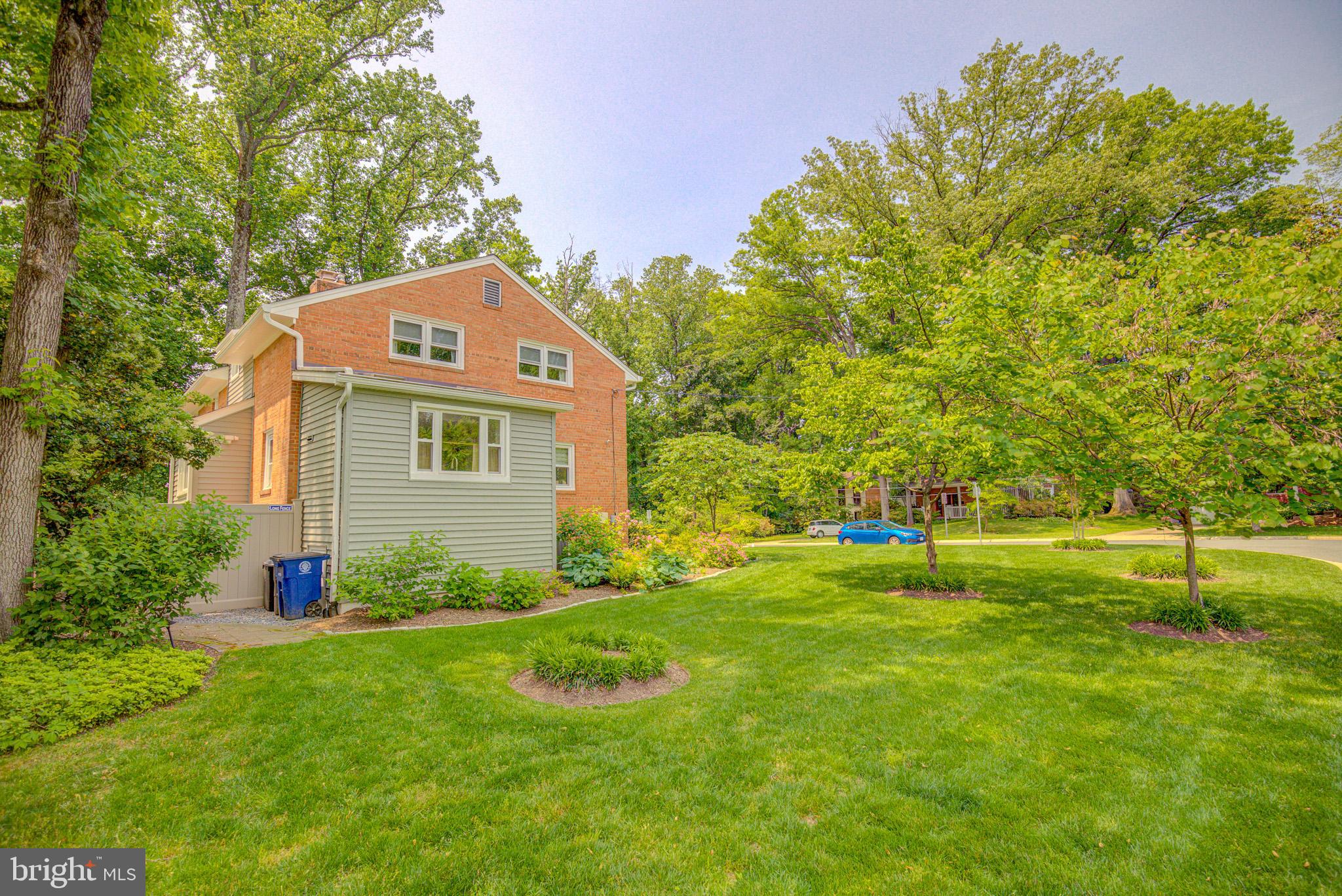 WOODHAVEN - Residential