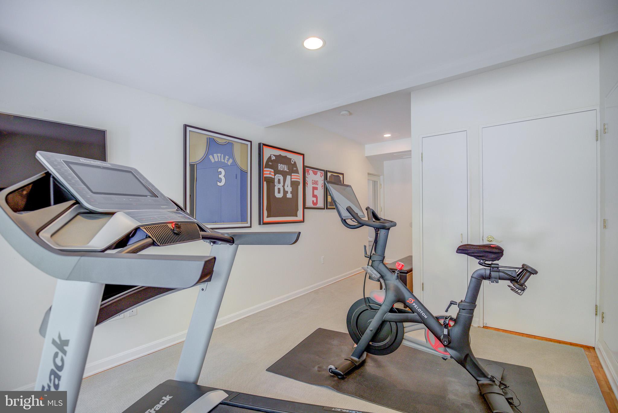 WOODHAVEN - Residential