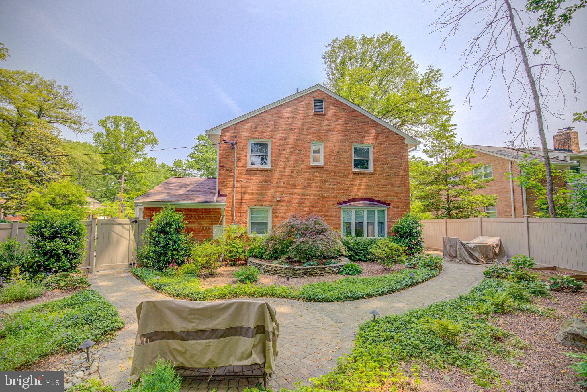 WOODHAVEN - Residential