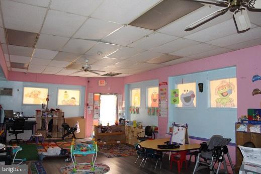 OVERBROOK - Commercial Sale