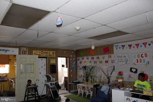 OVERBROOK - Commercial Sale