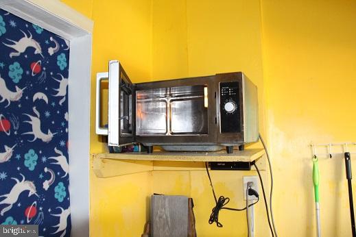 OVERBROOK - Commercial Sale